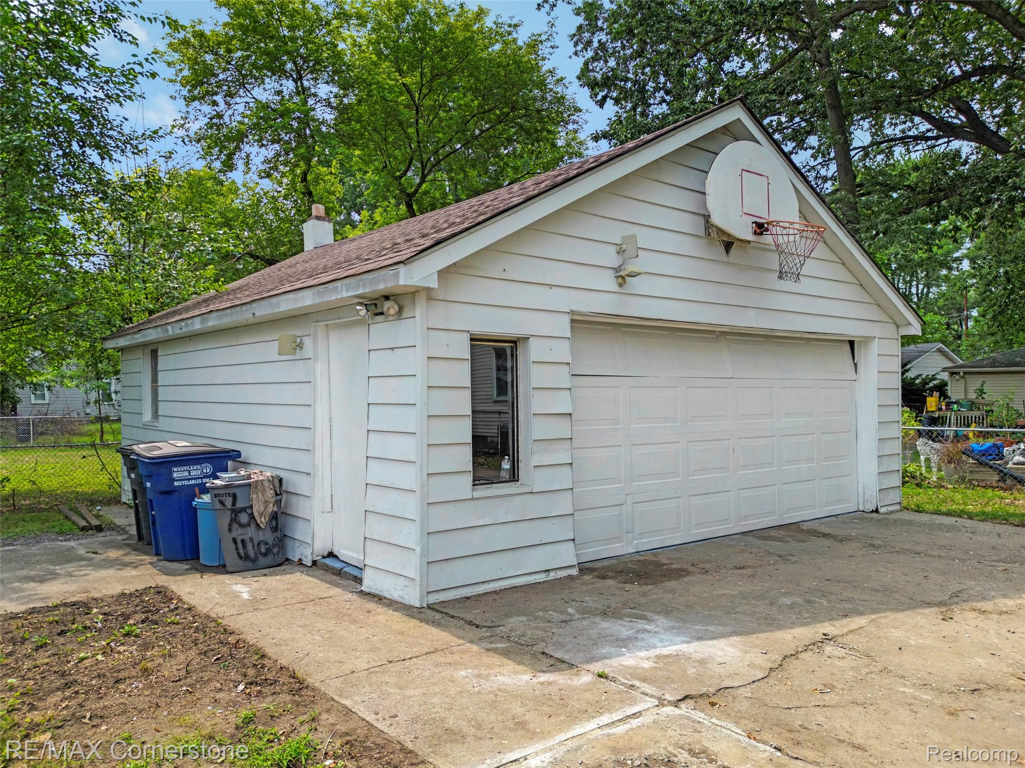 36007 Schley Avenue Property Photo 31