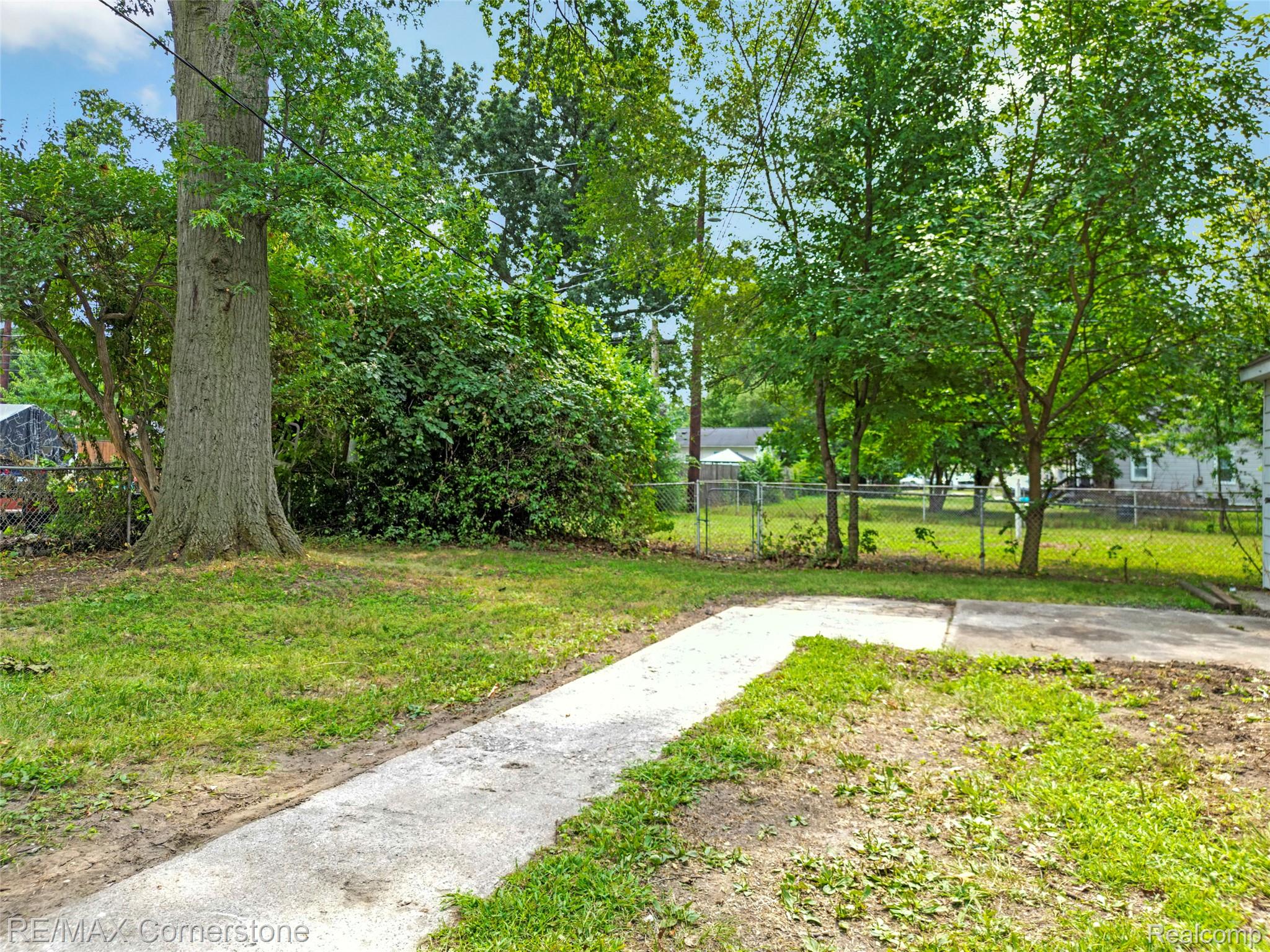 36007 Schley Avenue Property Photo 32
