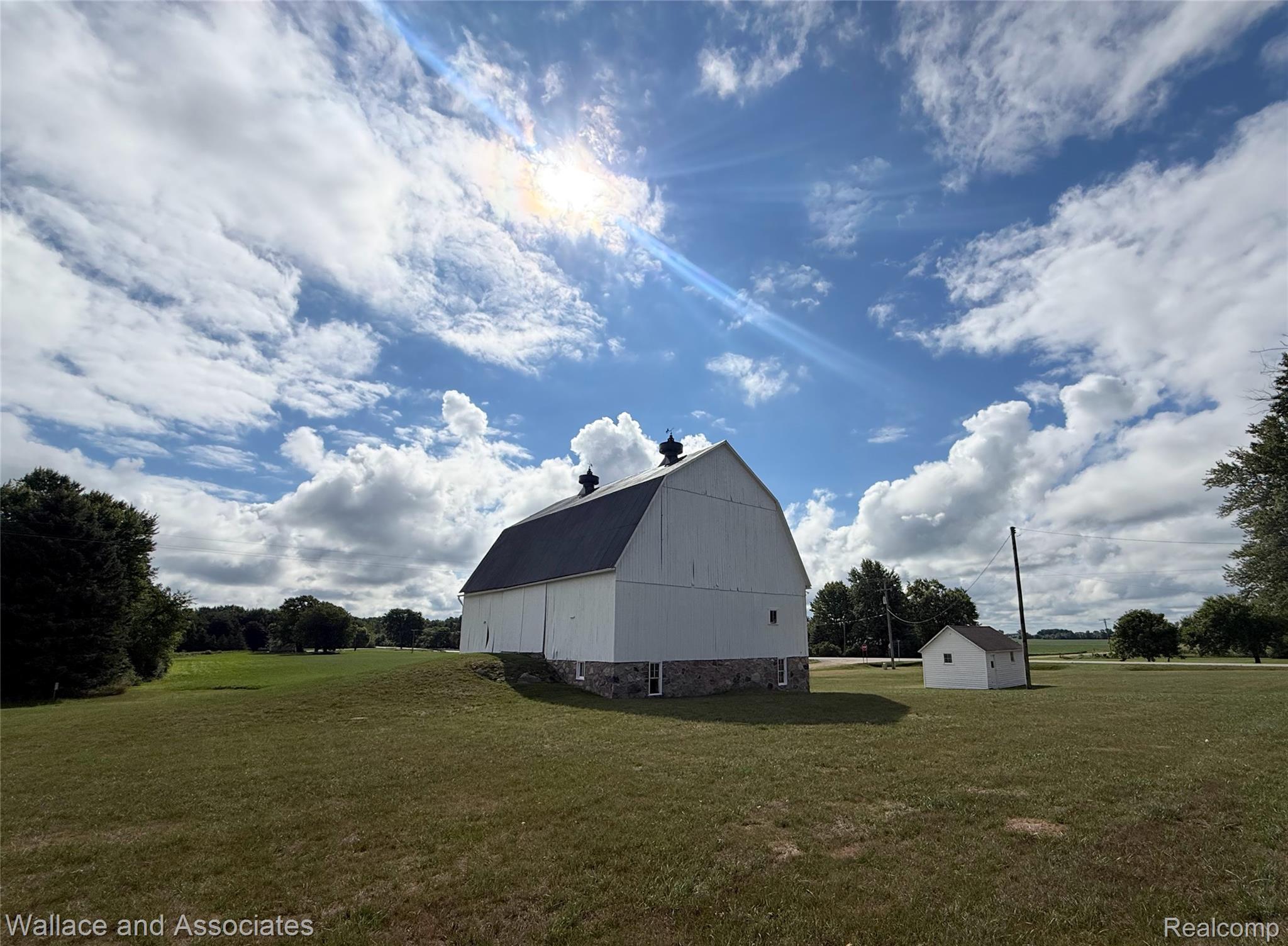 365 E Peck Road Property Photo 10