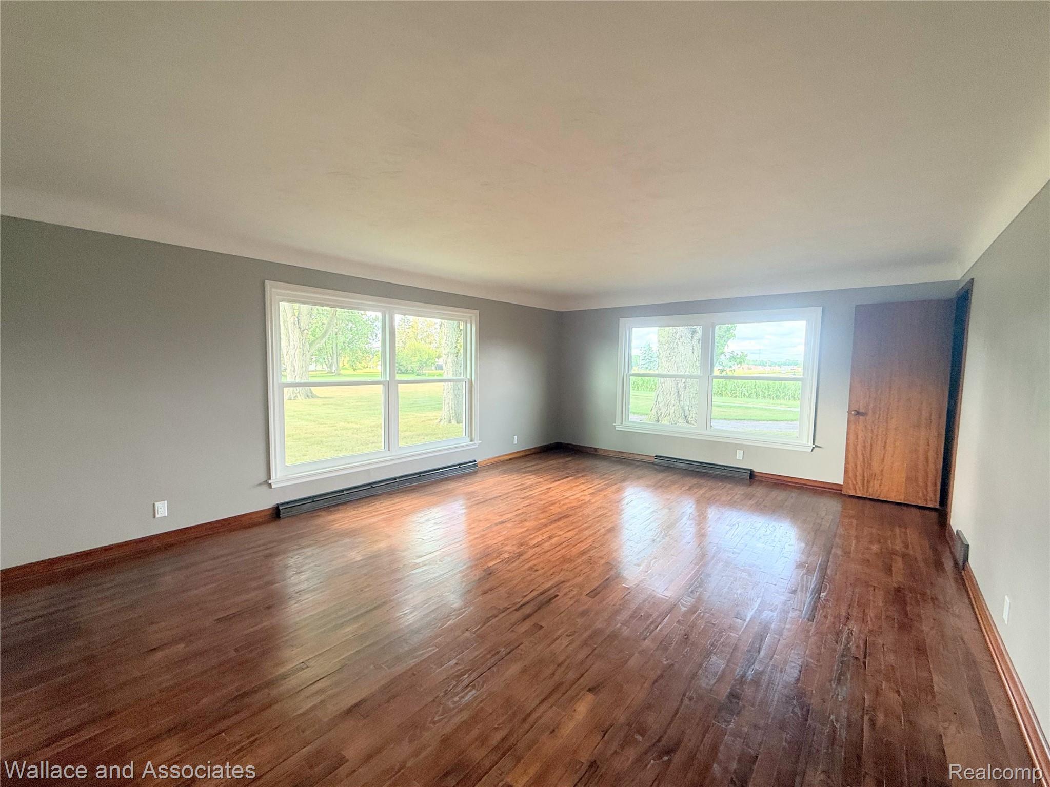 365 E Peck Road Property Photo 18