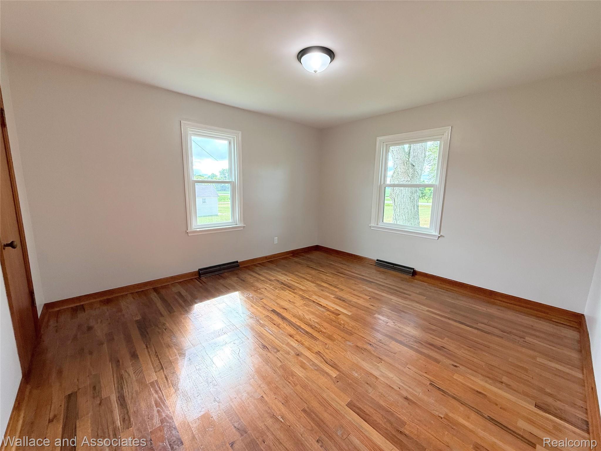 365 E Peck Road Property Photo 21