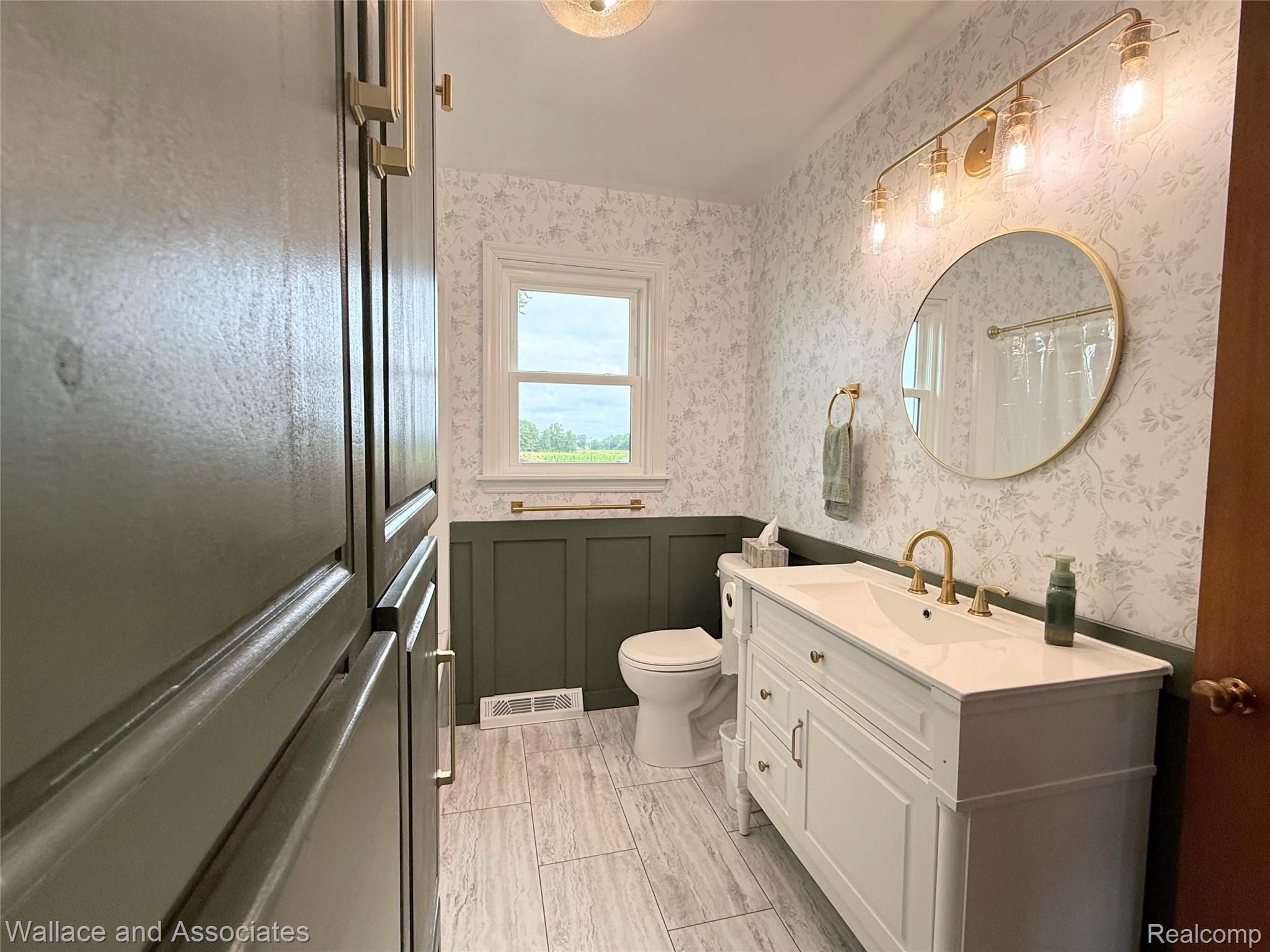 365 E Peck Road Property Photo 26