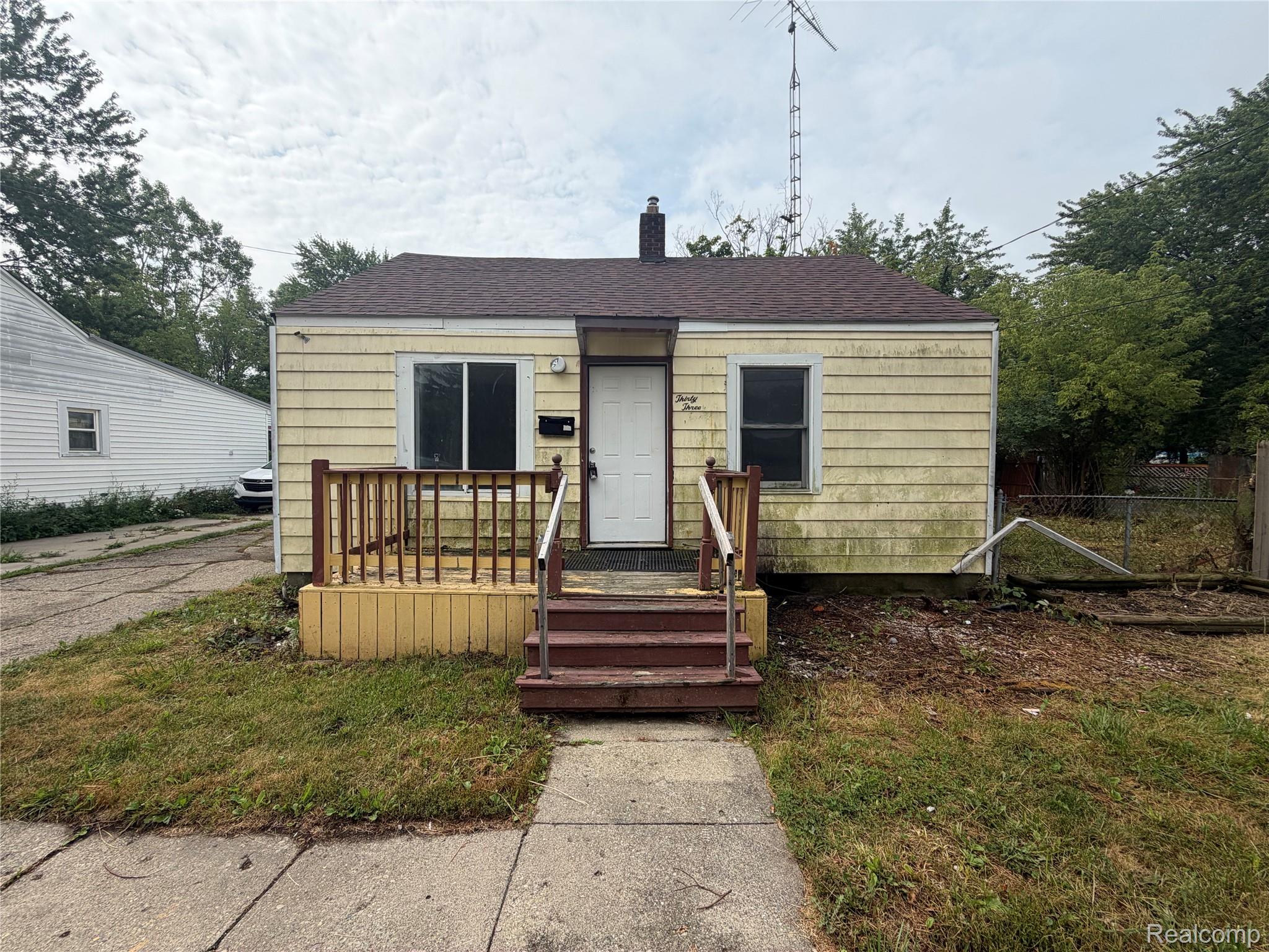 3320 Leith Street Property Photo 1