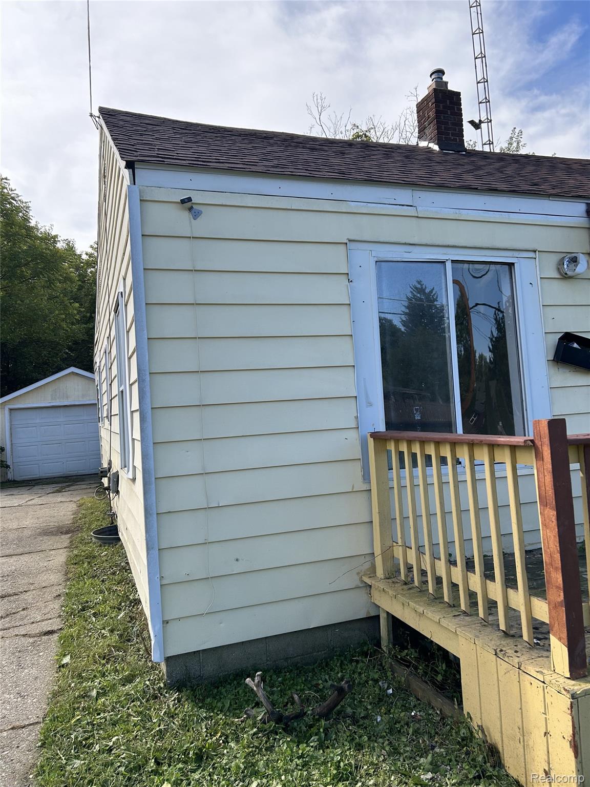 3320 Leith Street Property Photo 7