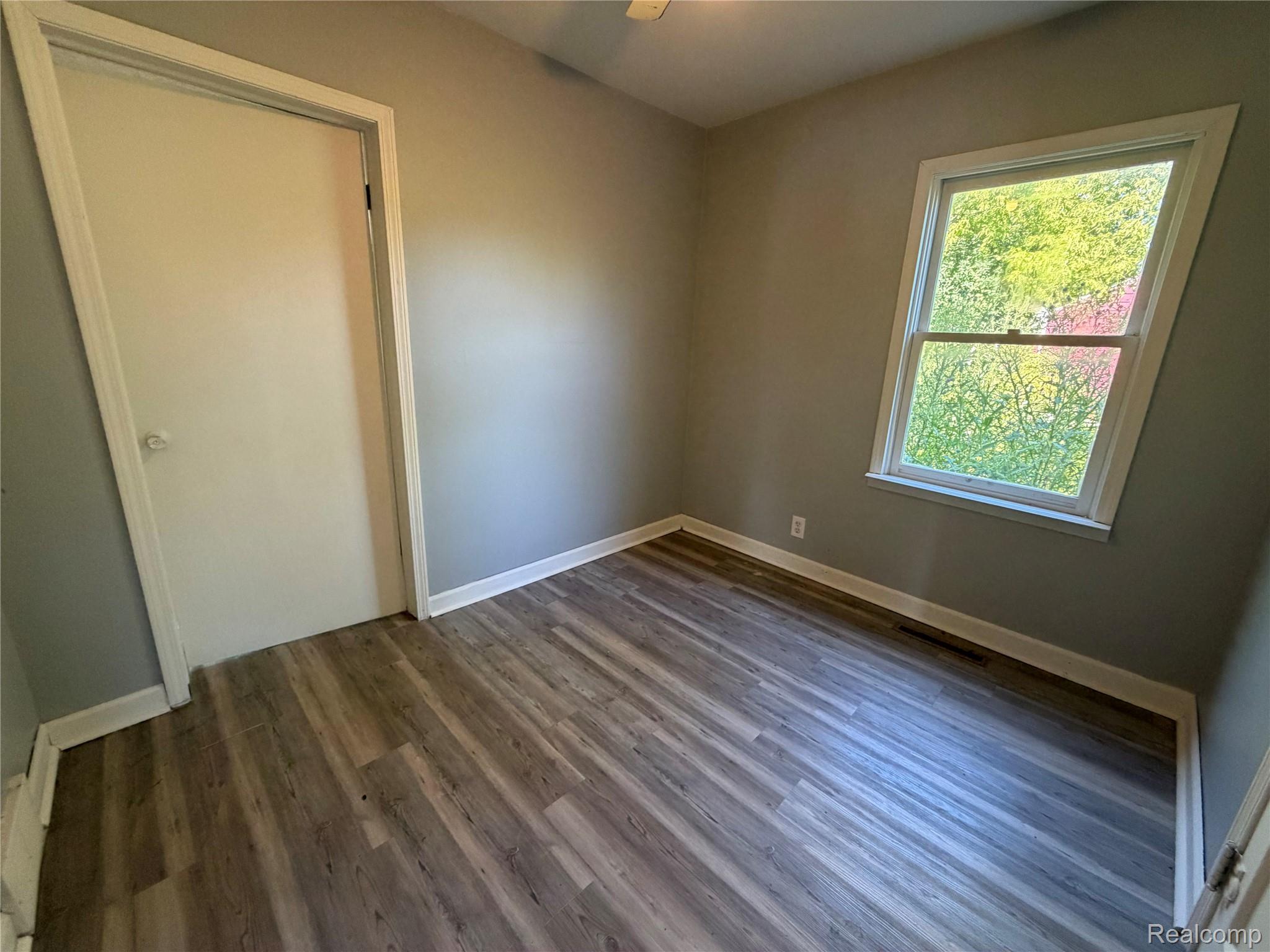 3320 Leith Street Property Photo 13