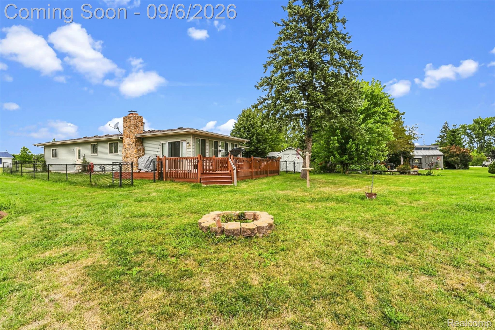623 S Augres River Drive Property Photo 9