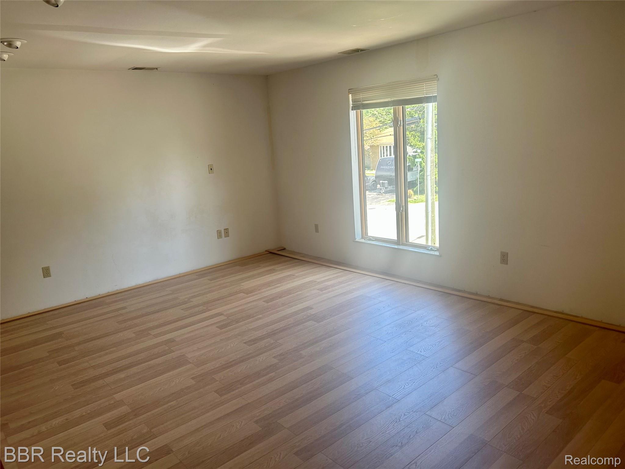 30620 Bayview Property Photo 14