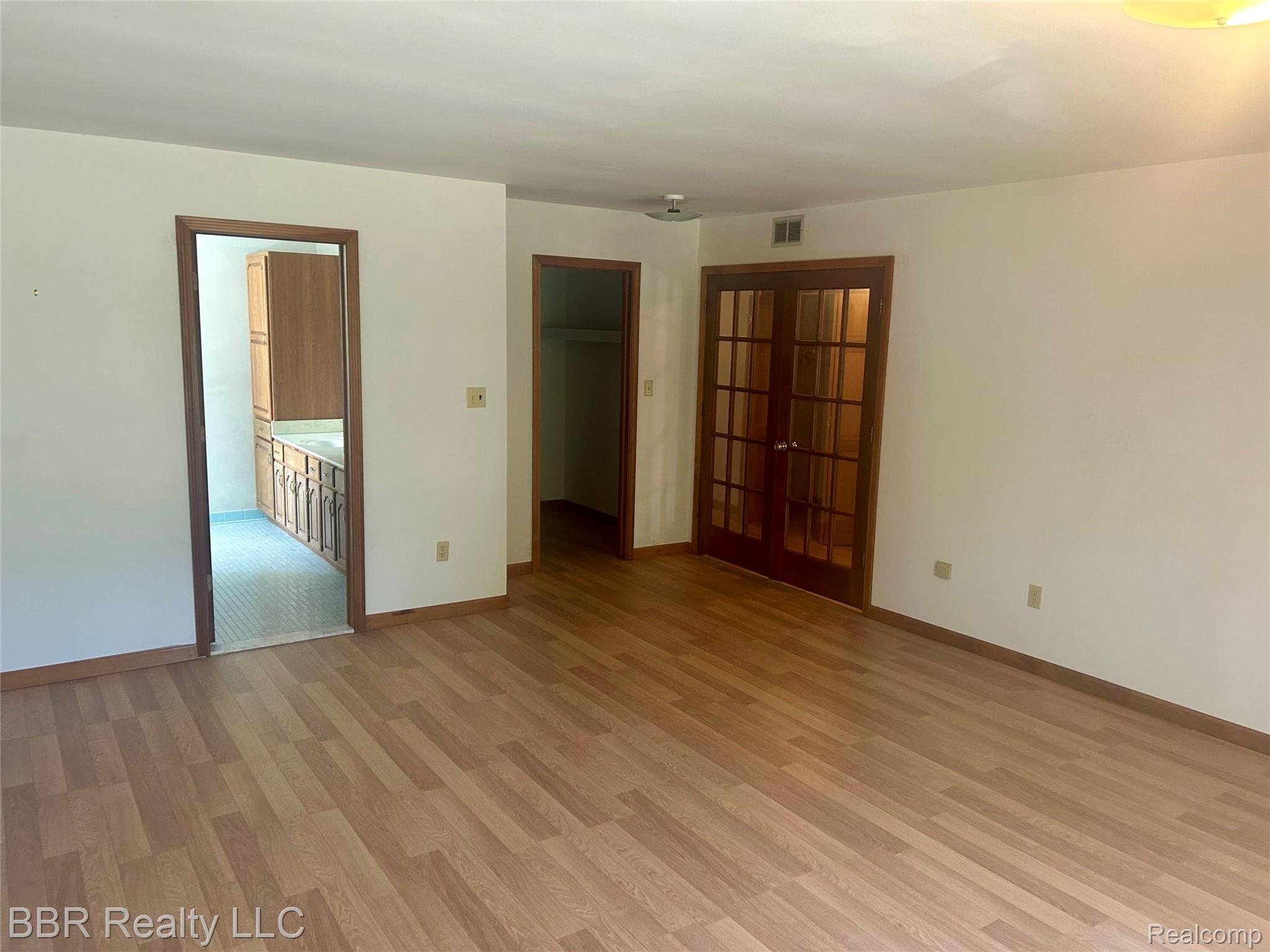 30620 Bayview Property Photo 16