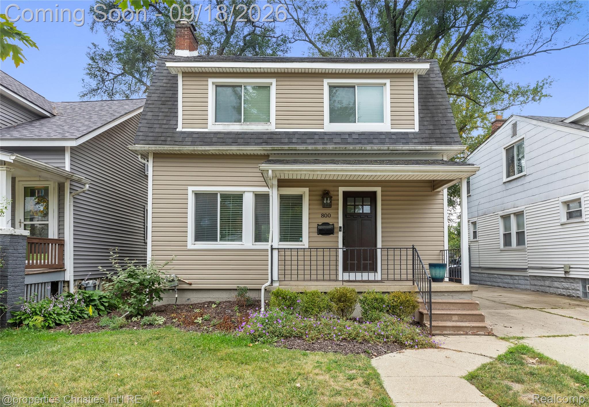 800 Jewell Street Property Photo 1