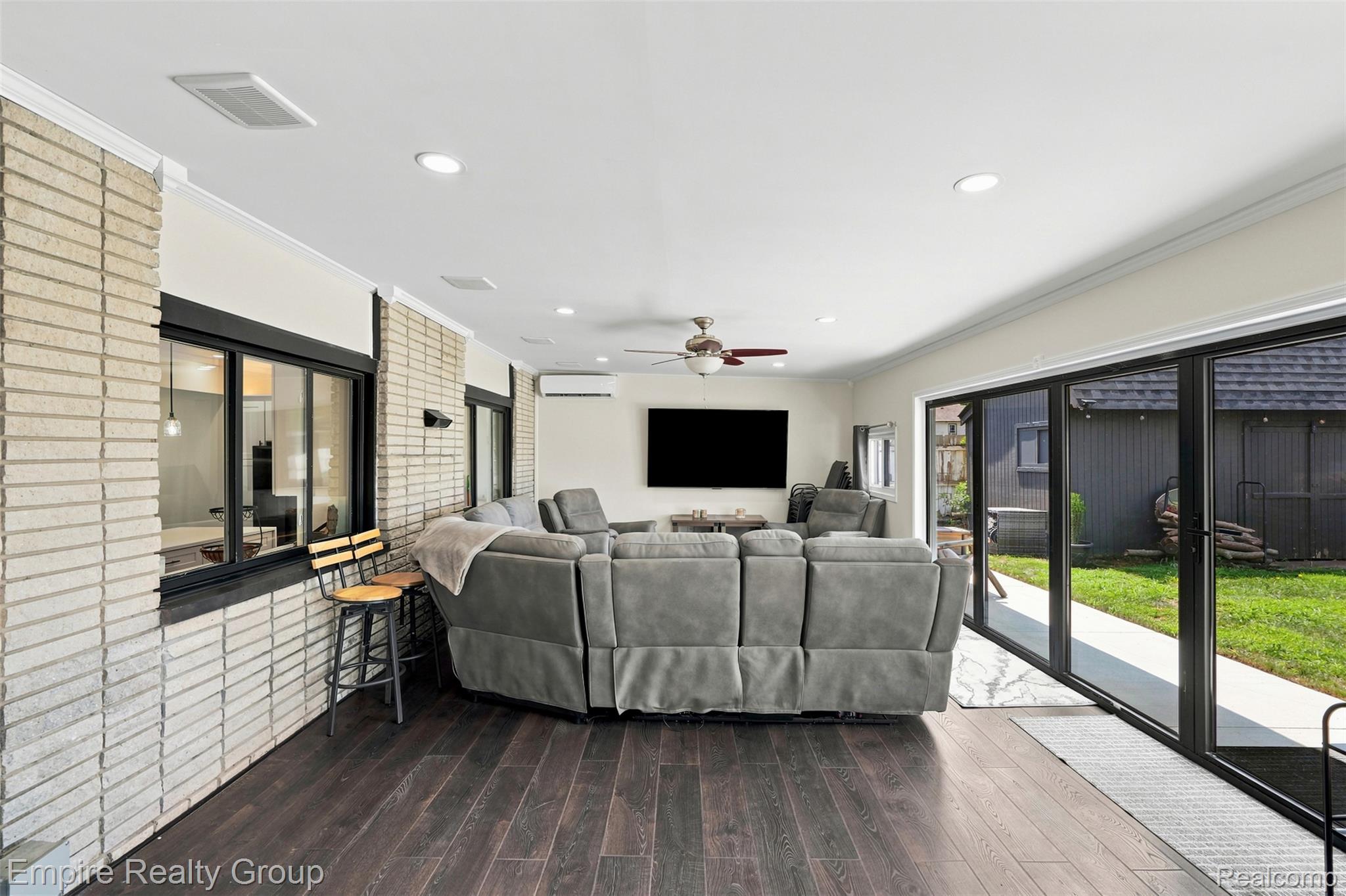 53 Potter Drive Property Photo 15