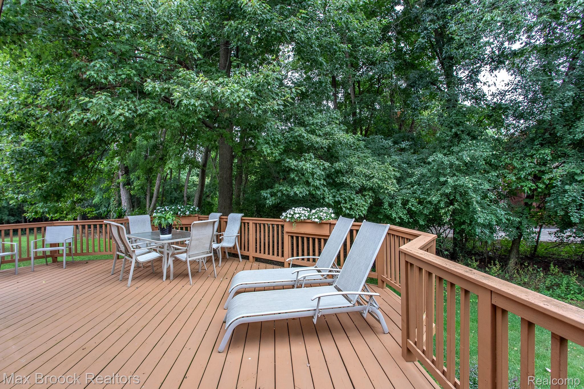 4741 Woodbine Circle Property Photo 61