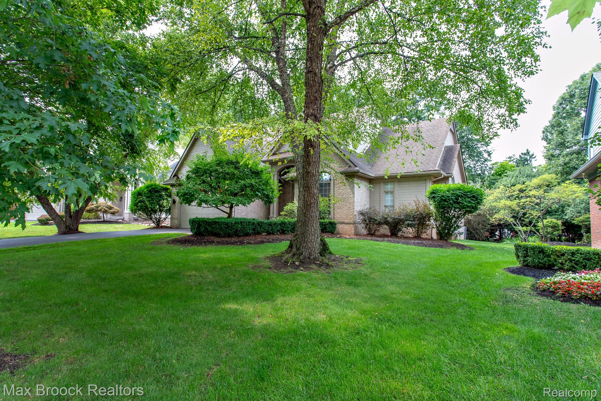 4741 Woodbine Circle Property Photo 66