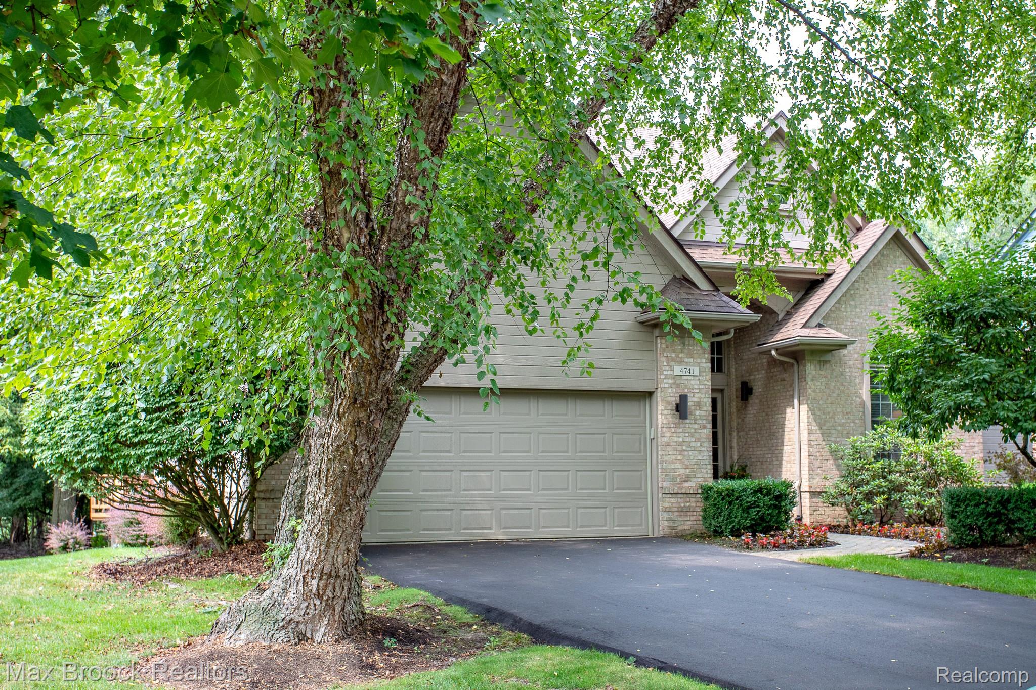 4741 Woodbine Circle Property Photo 68