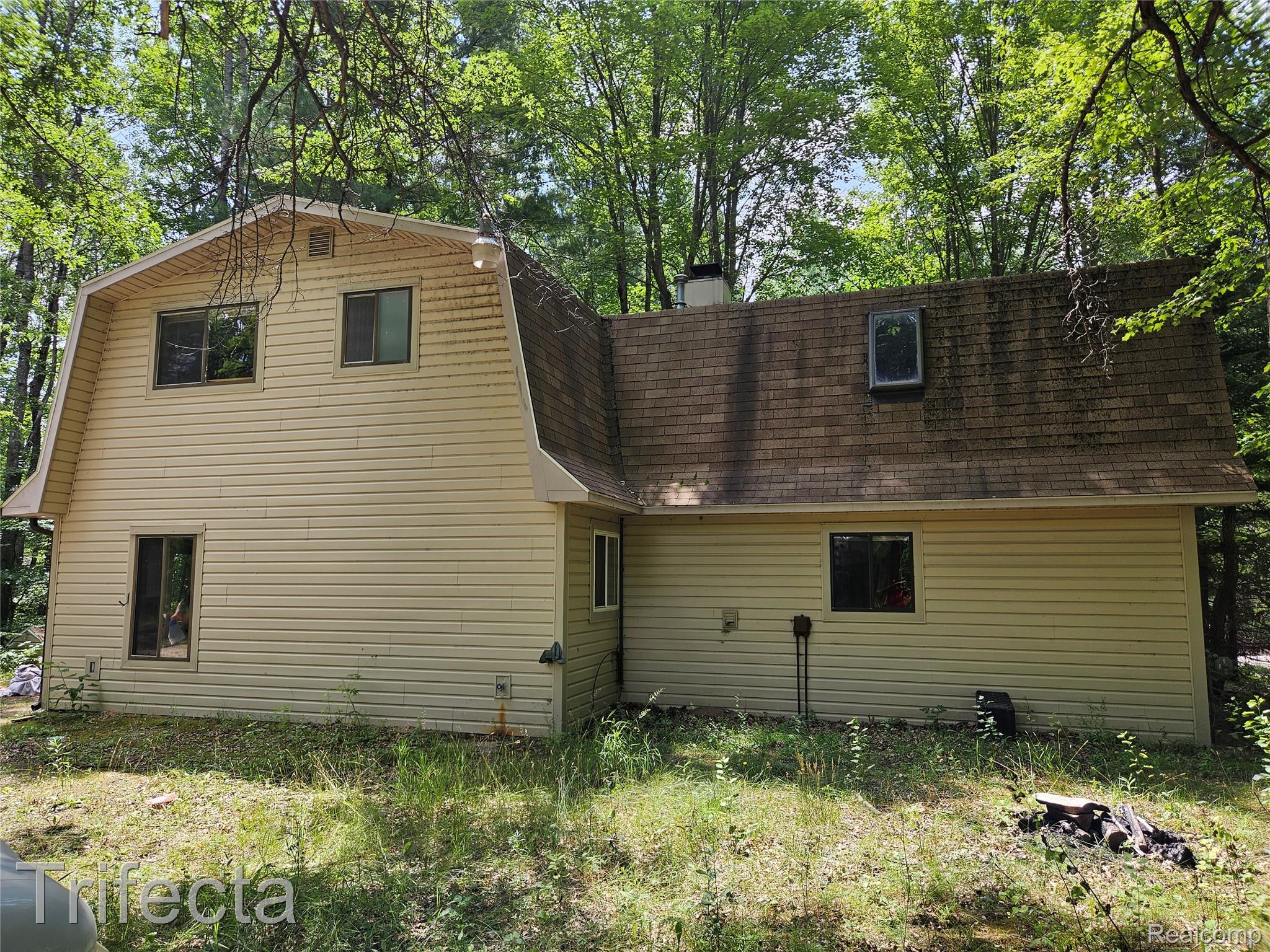 1495 River Valley Drive Property Photo 1