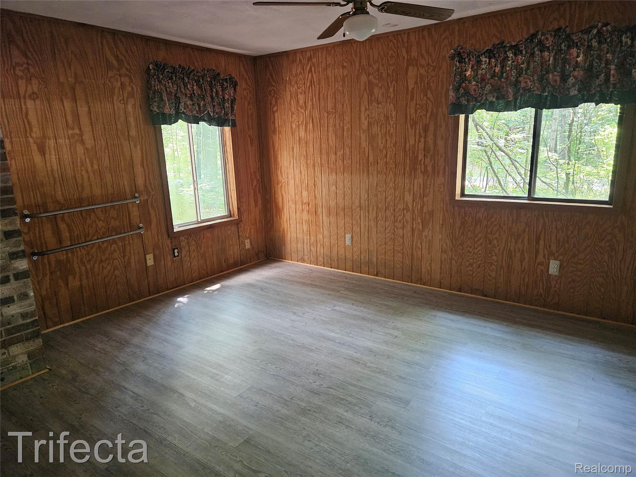 1495 River Valley Drive Property Photo 7