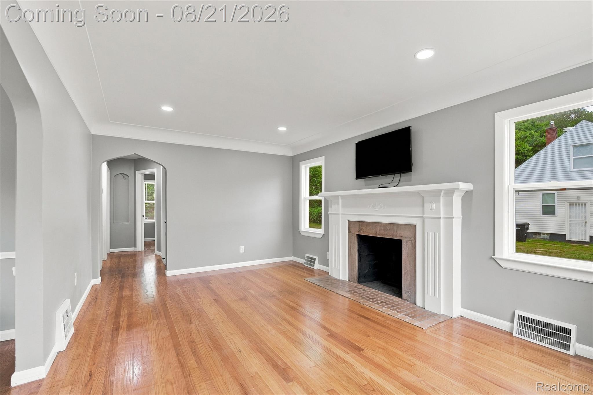 18909 Huntington Road Property Photo 5
