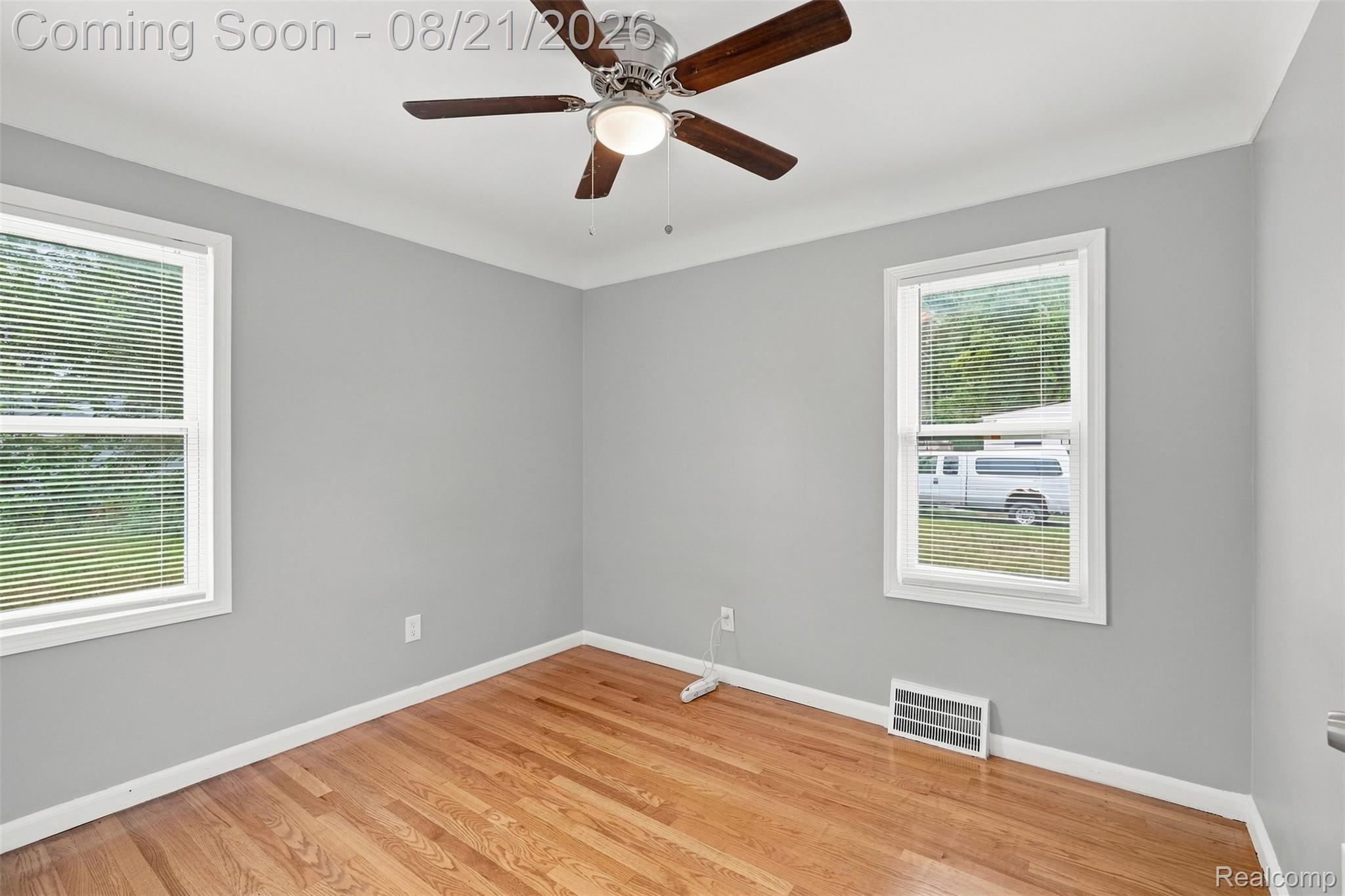 18909 Huntington Road Property Photo 12