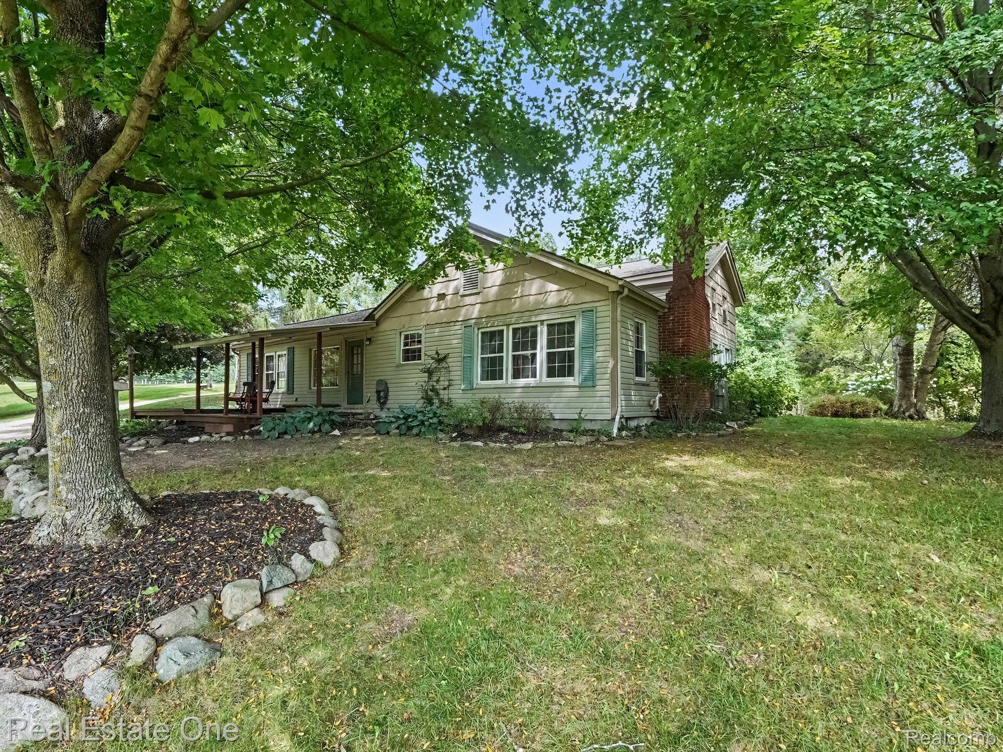 1275 Rosell Road Property Photo 1
