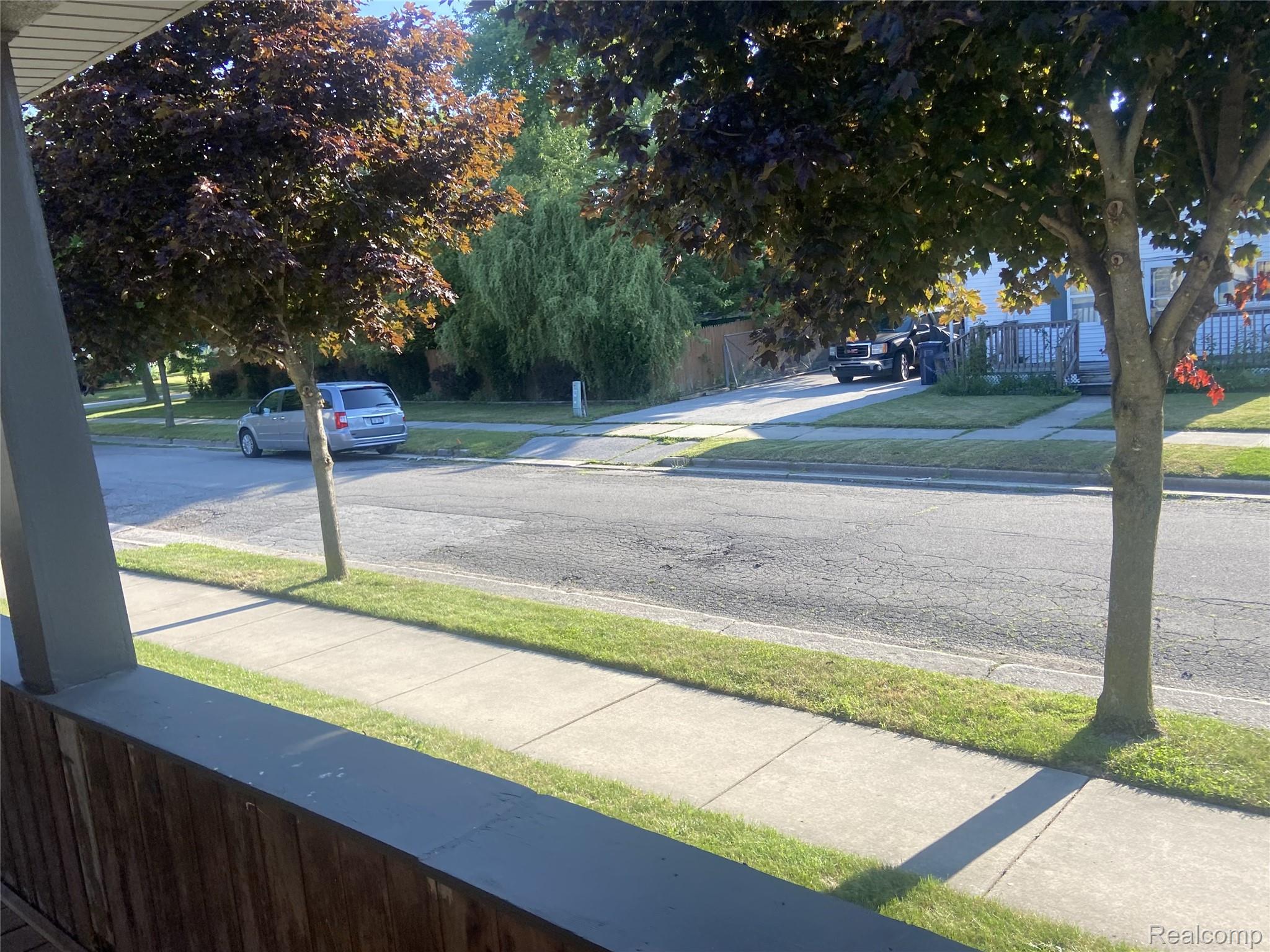 809 Stanton Street Property Photo 11