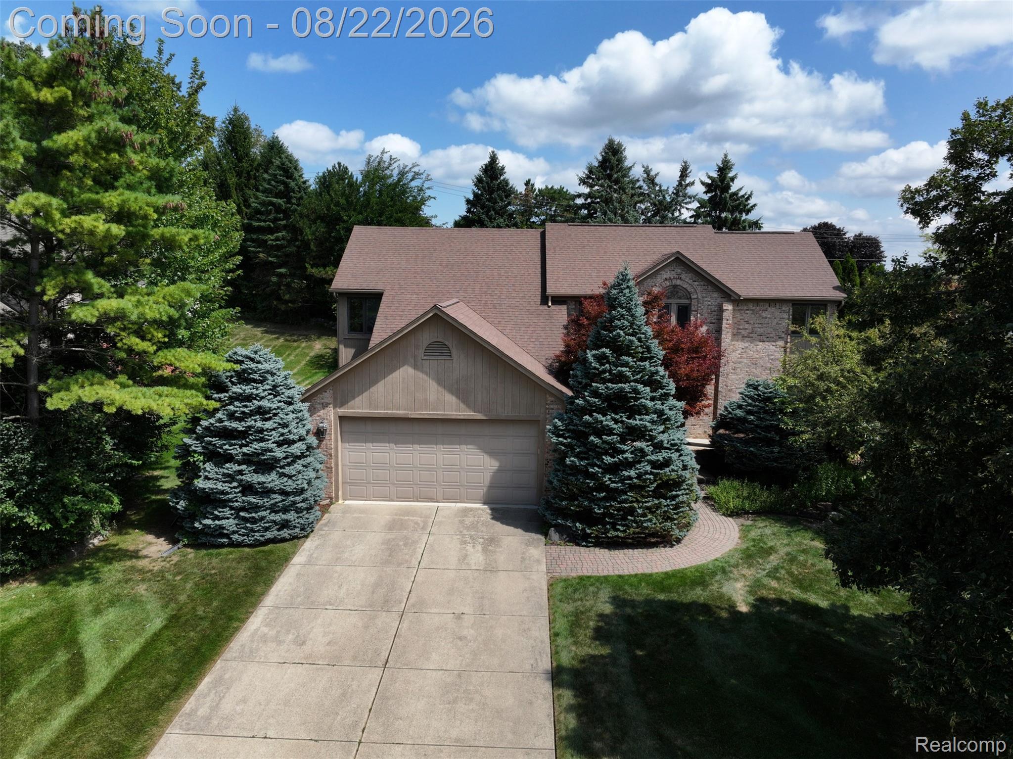 2070 Reagan Drive Property Photo 1