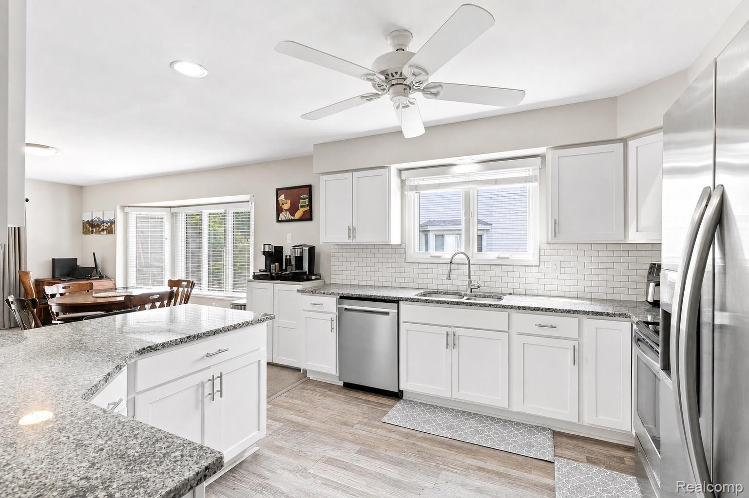 6523 Ridgeview Drive Property Photo 16