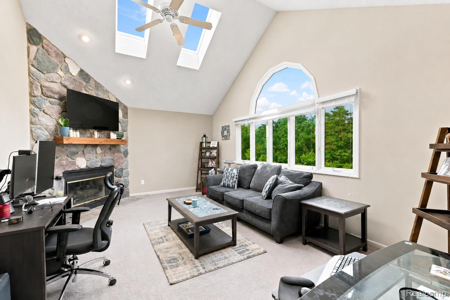 6523 Ridgeview Drive Property Photo 18