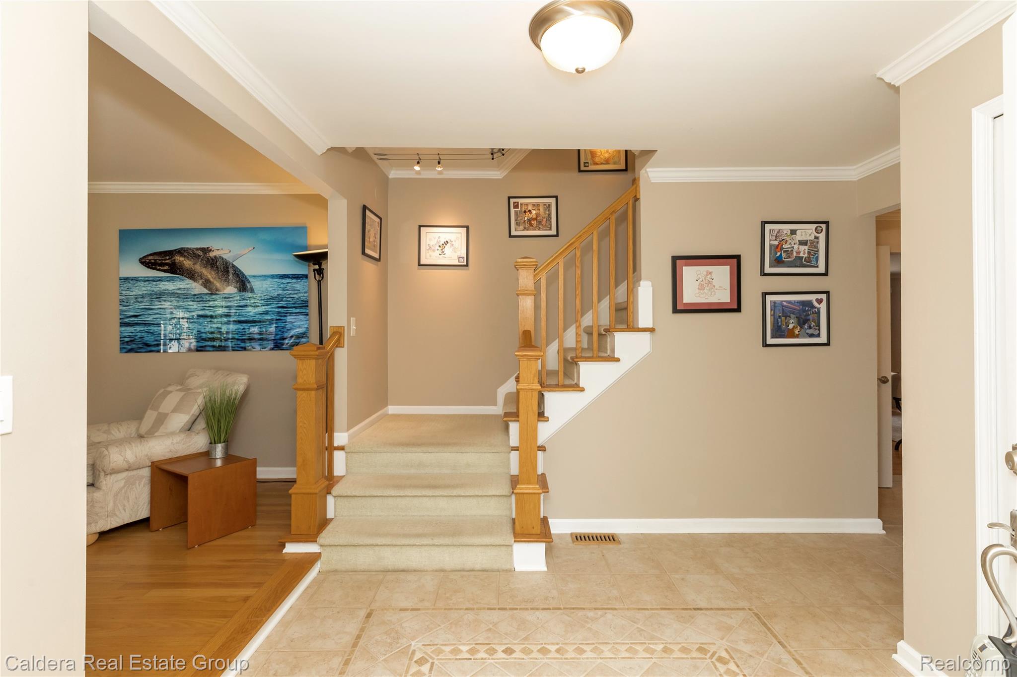 943 Huntsford Court Property Photo 6