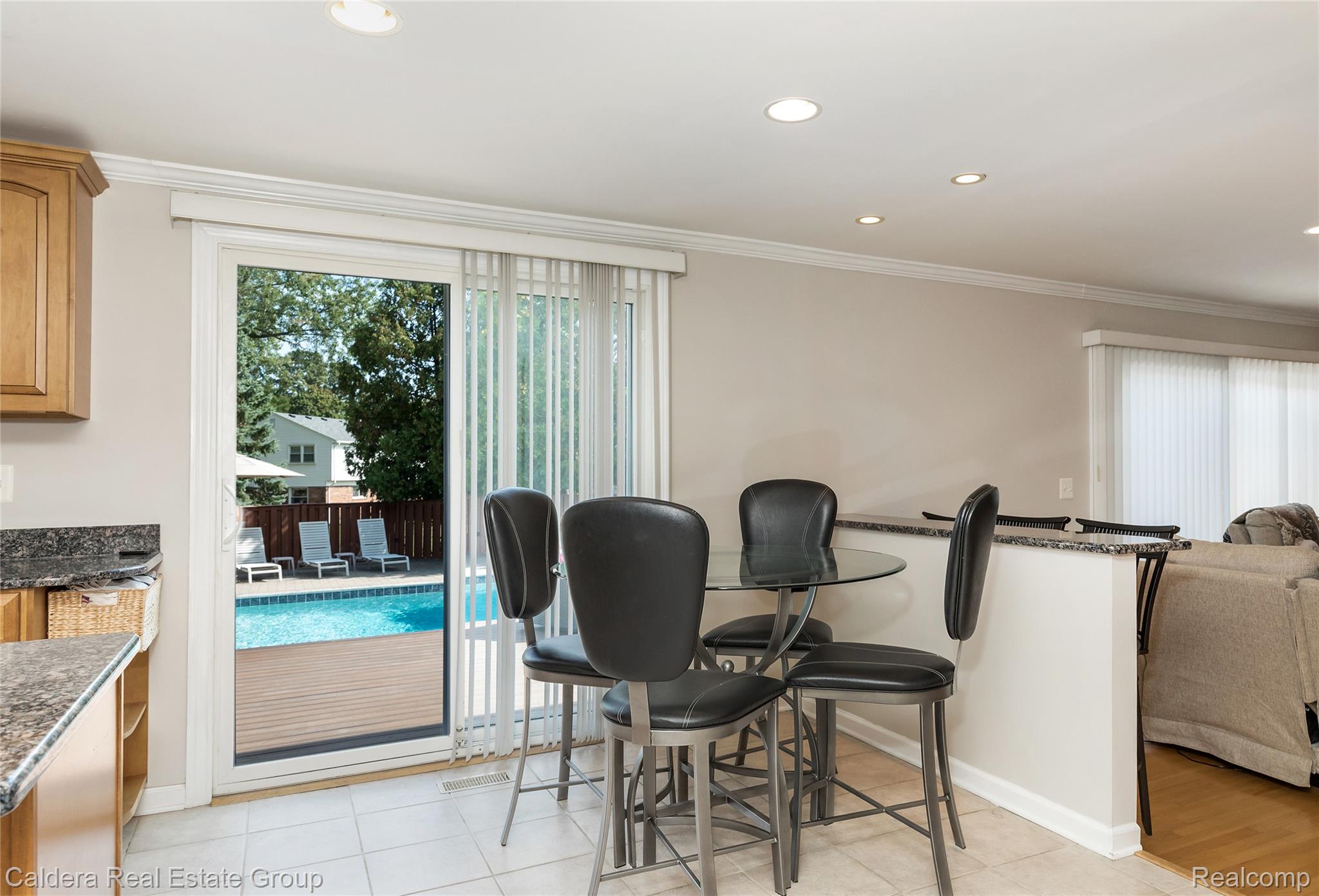 943 Huntsford Court Property Photo 13