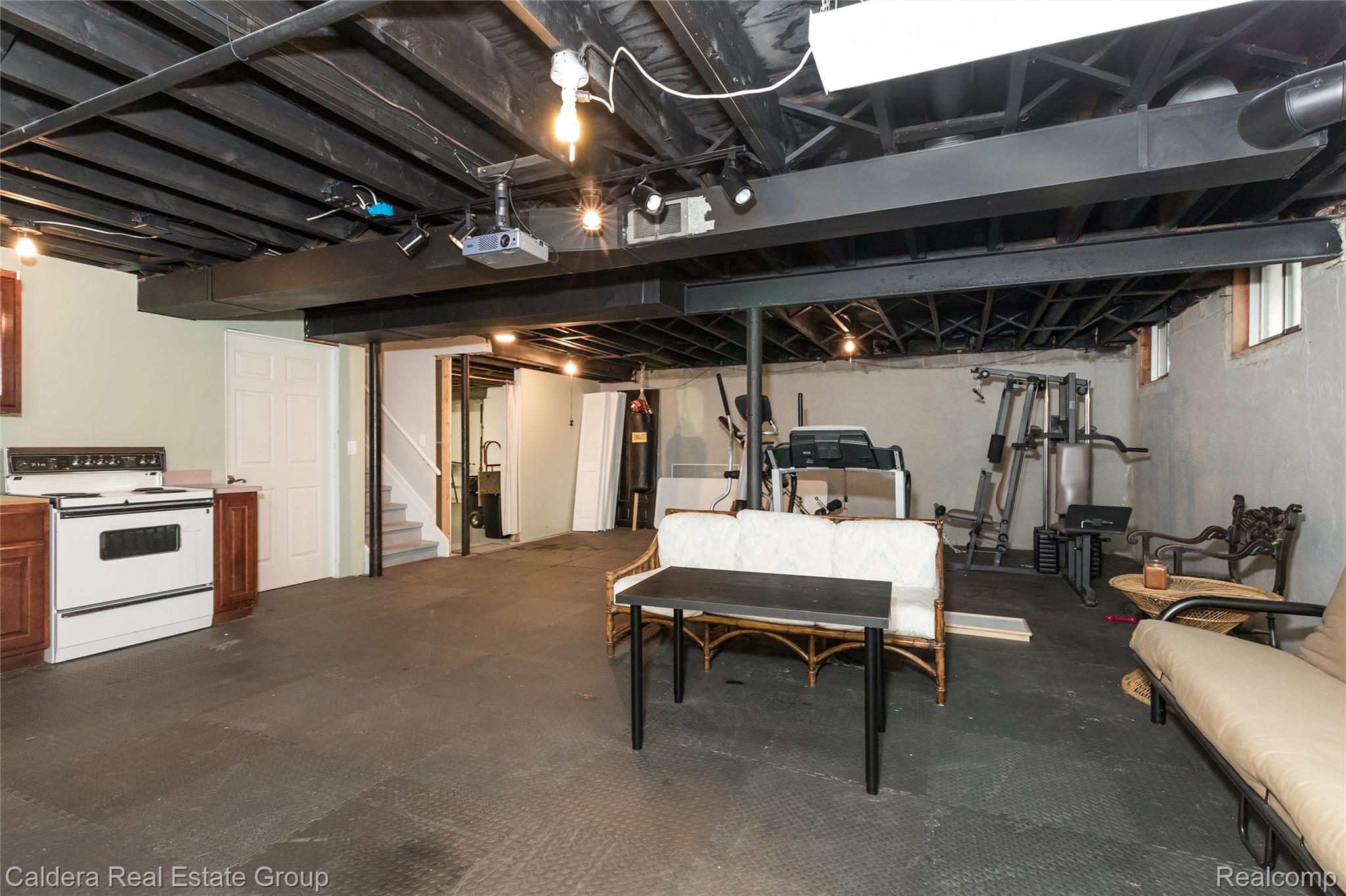 943 Huntsford Court Property Photo 36