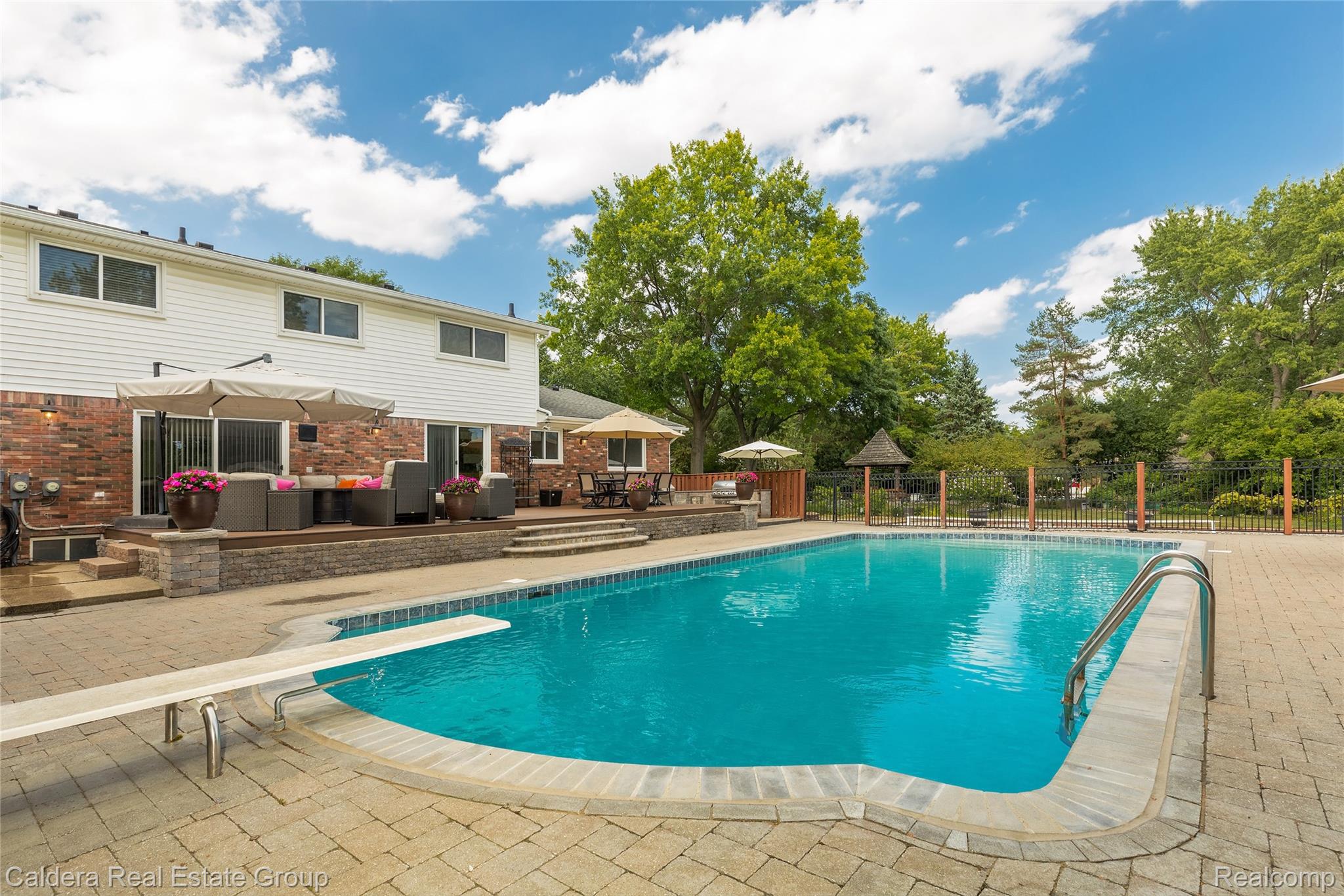 943 Huntsford Court Property Photo 44