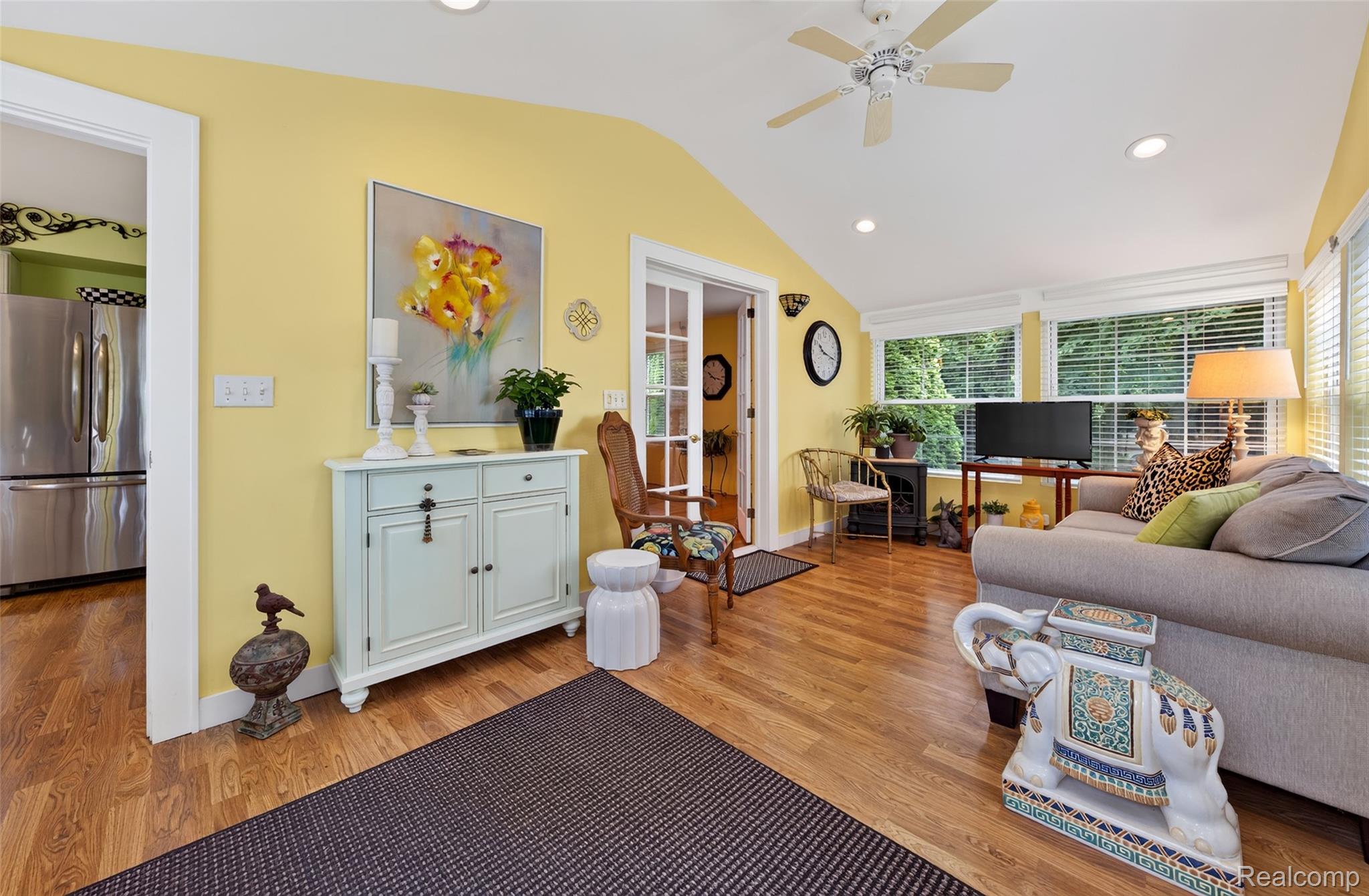 3841 Covert Road Property Photo 4