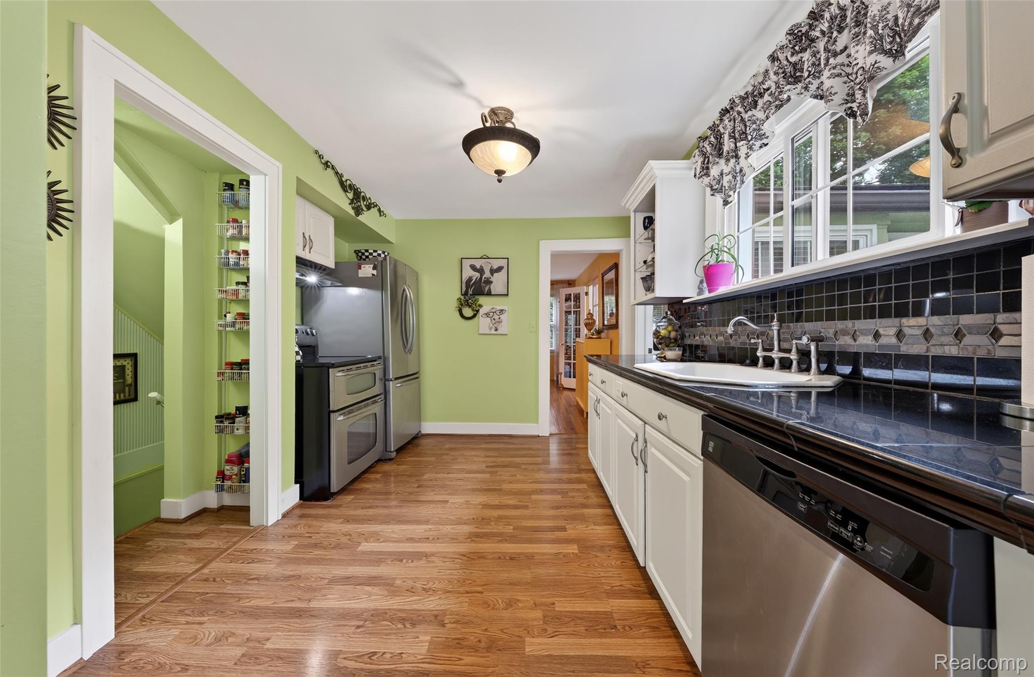 3841 Covert Road Property Photo 11