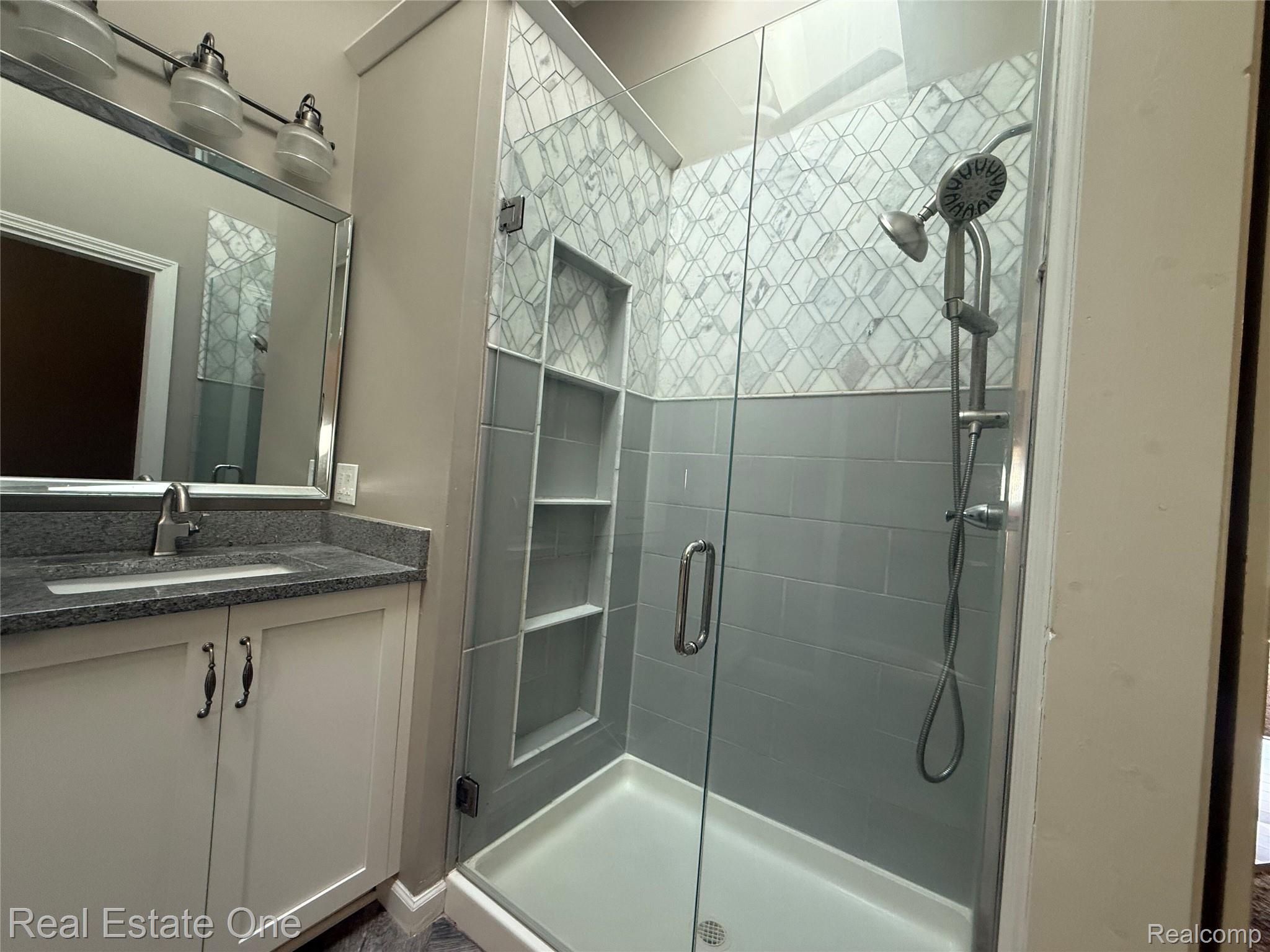 3068 Bridlewood Drive Property Photo 9