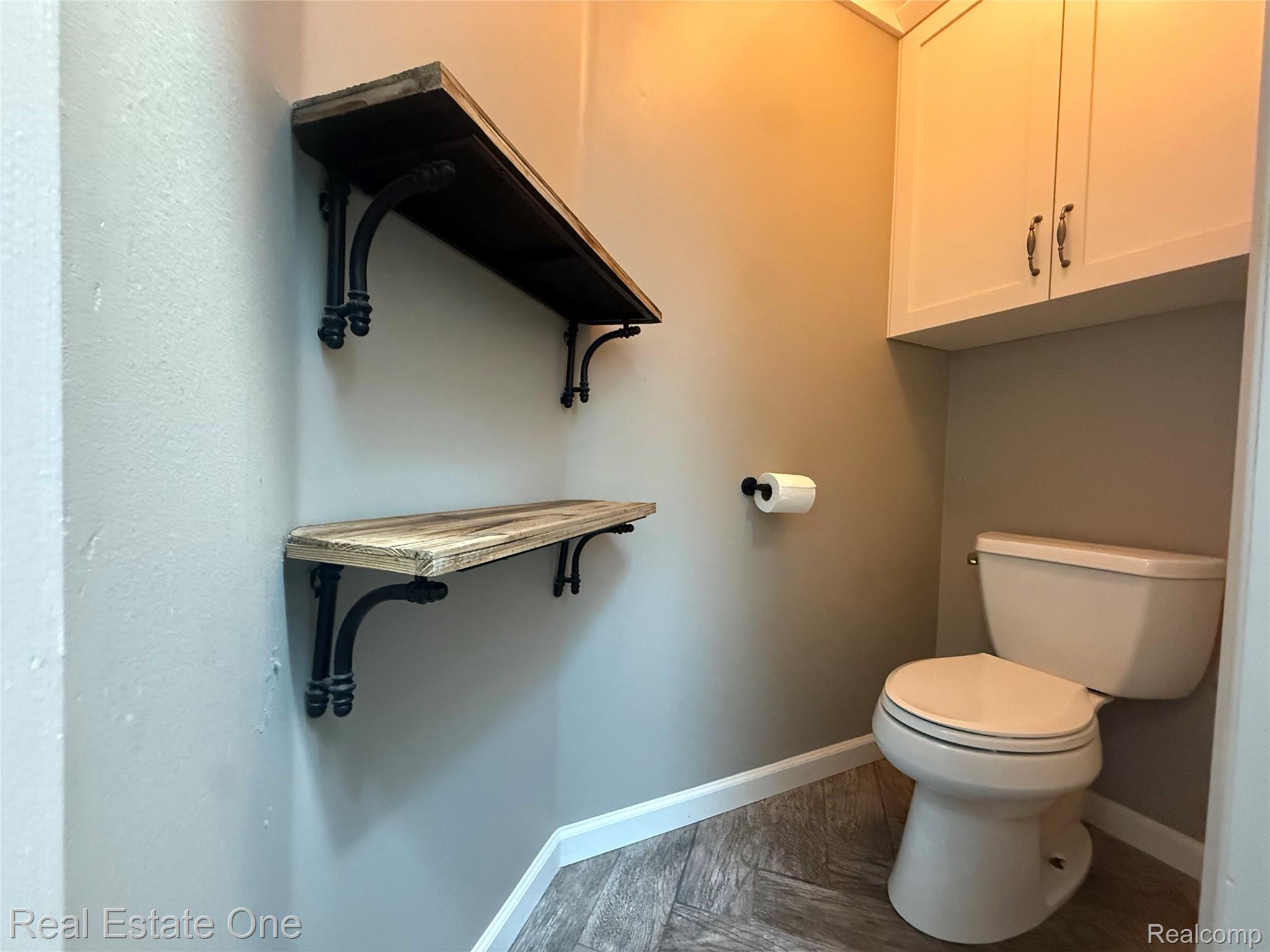3068 Bridlewood Drive Property Photo 10