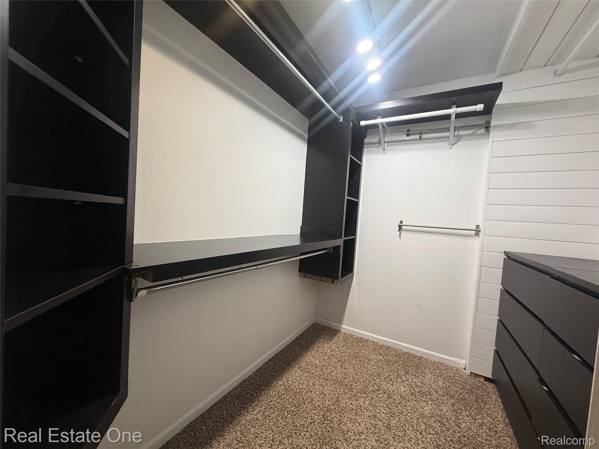 3068 Bridlewood Drive Property Photo 11