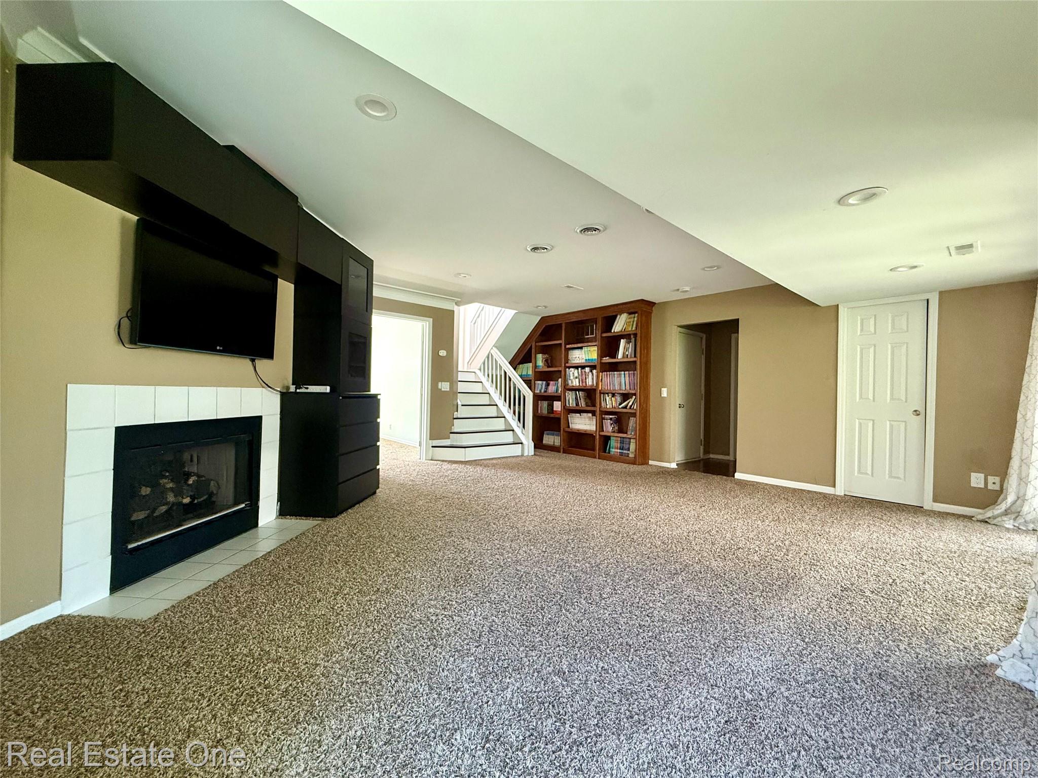 3068 Bridlewood Drive Property Photo 16