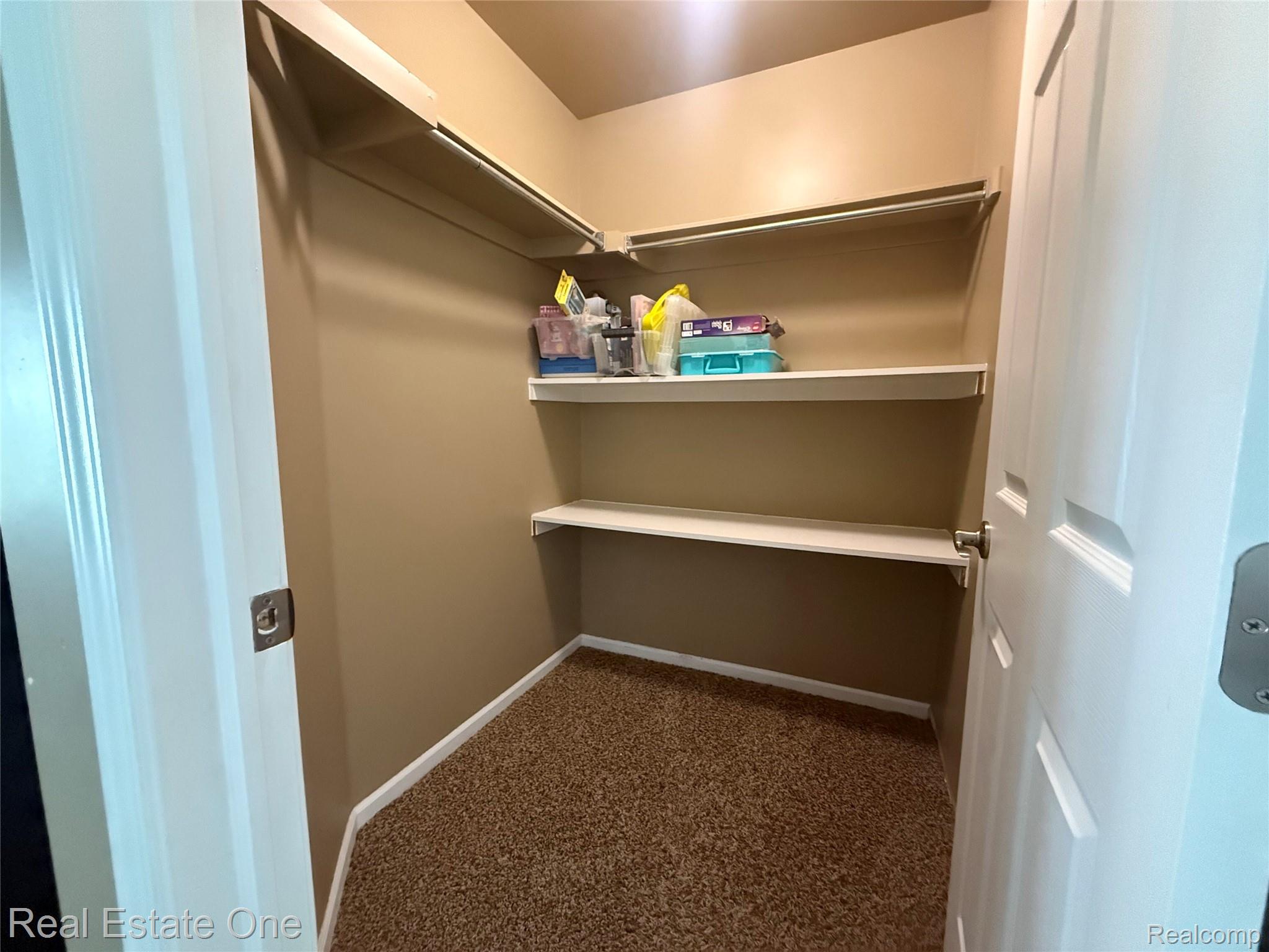 3068 Bridlewood Drive Property Photo 19