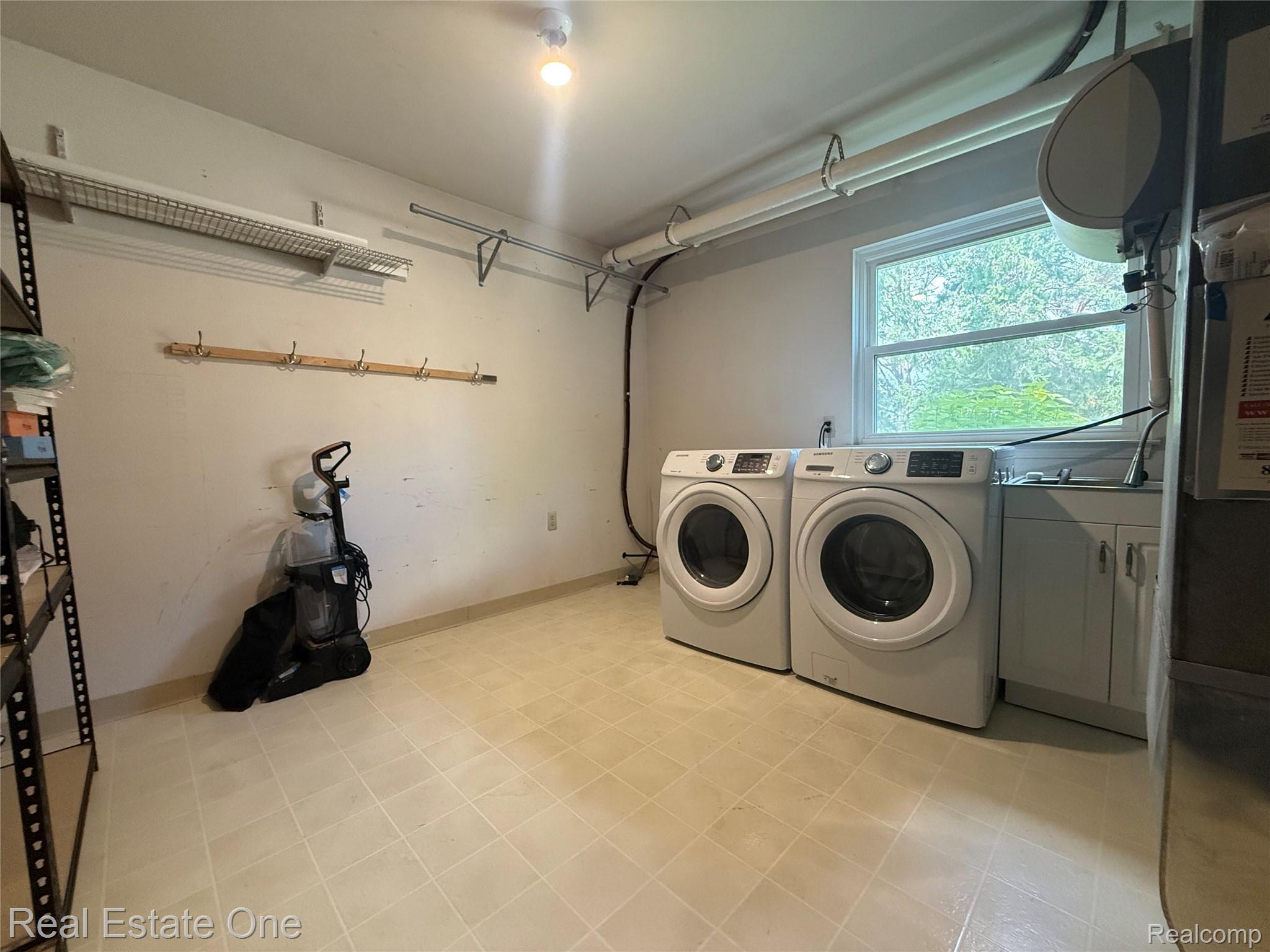 3068 Bridlewood Drive Property Photo 22