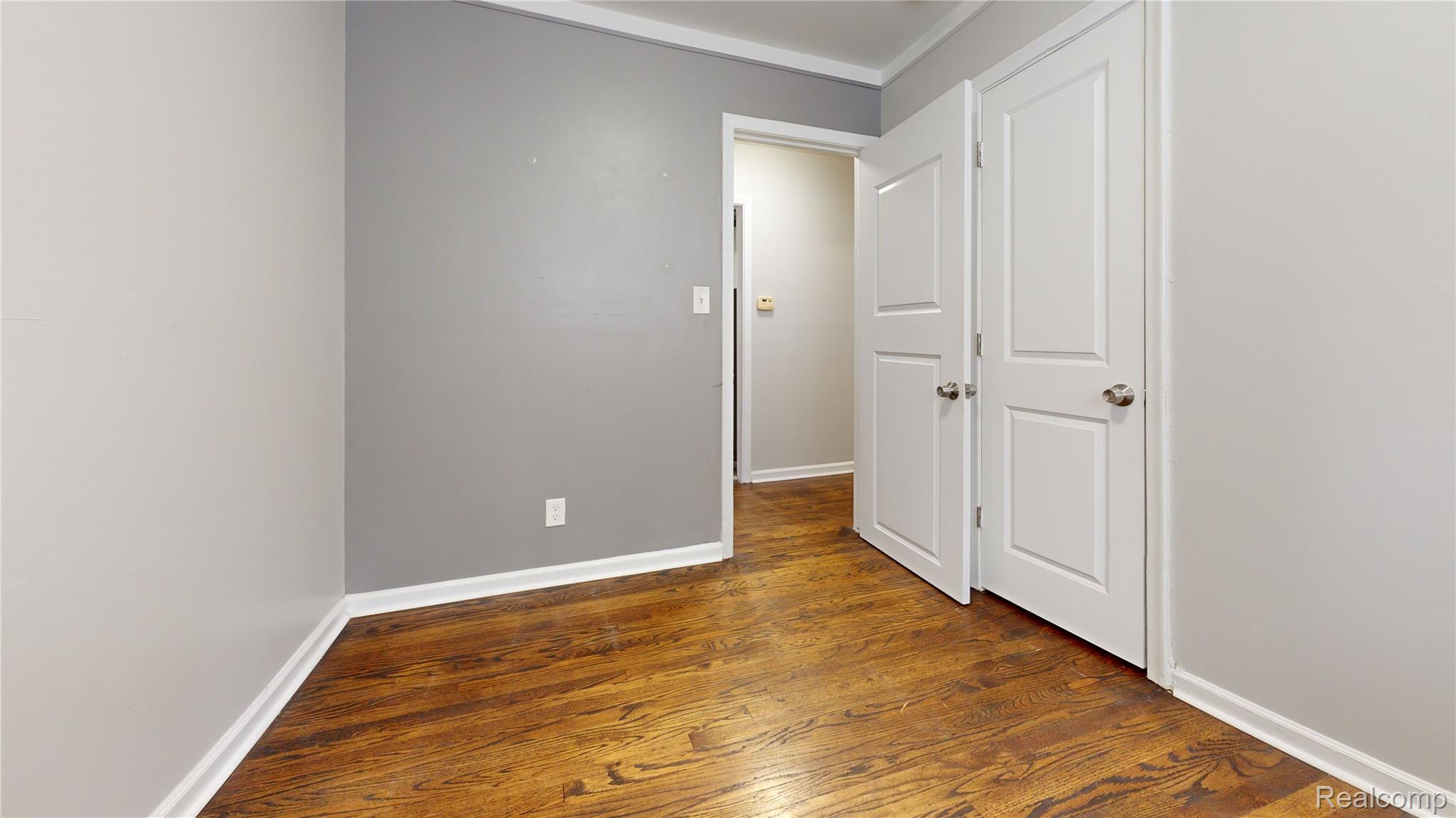 2111 Otis Avenue Property Photo 11