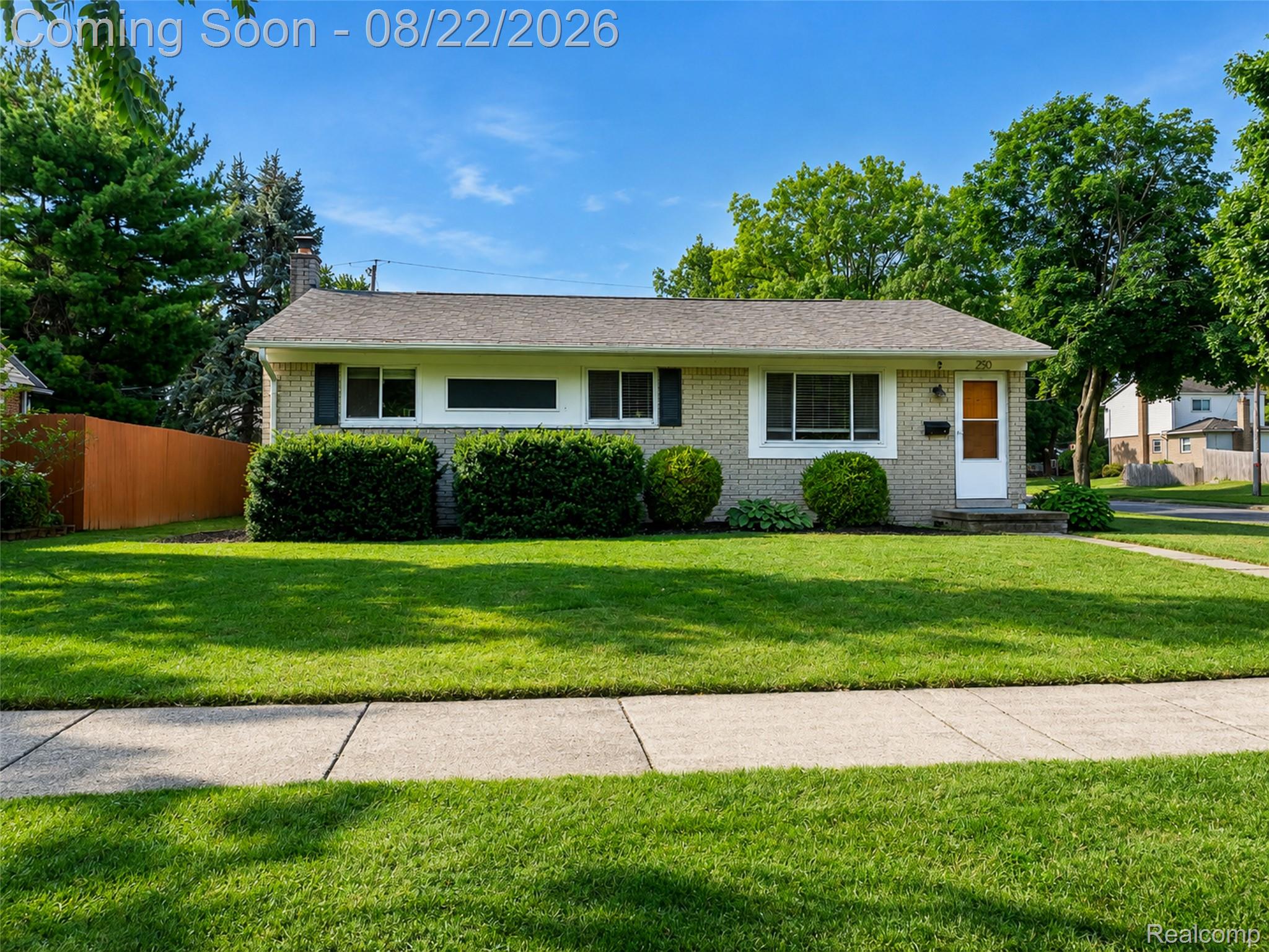 250 Wallace Drive Property Photo 1
