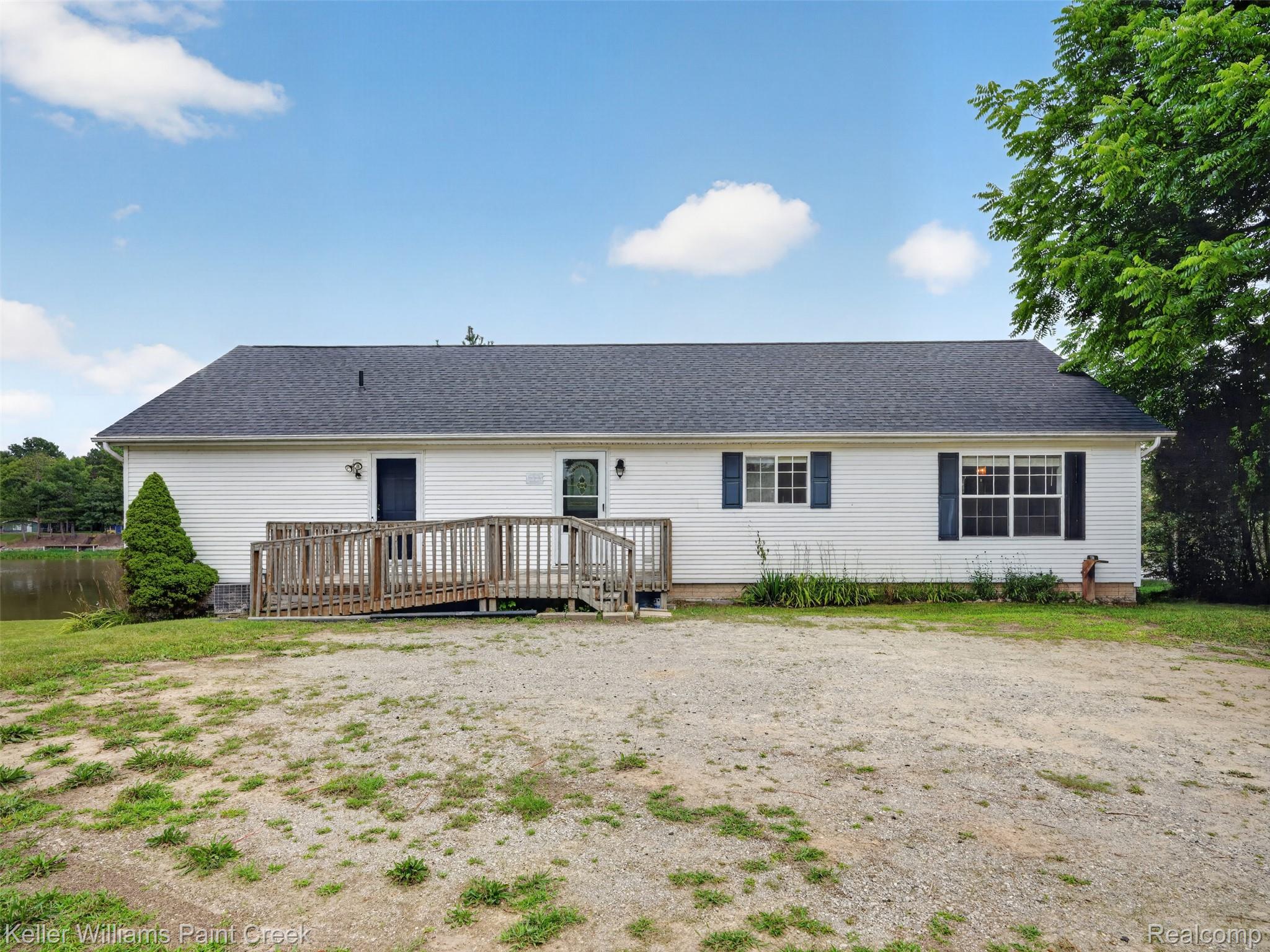 533 White Road Property Photo 1