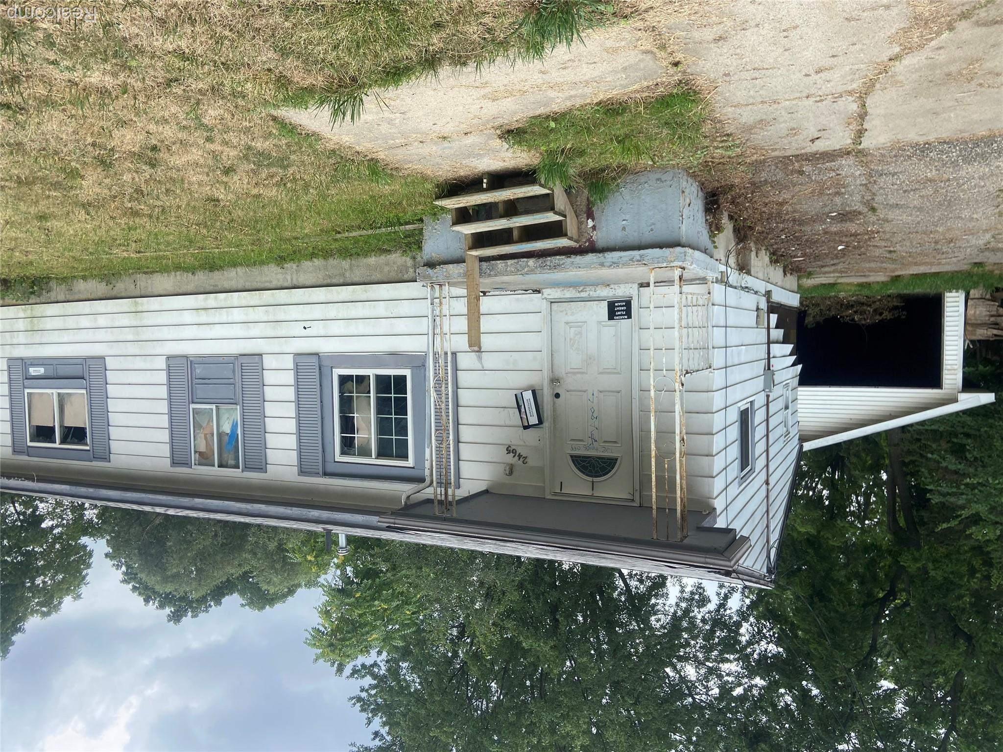 2465 Court St Property Photo 1