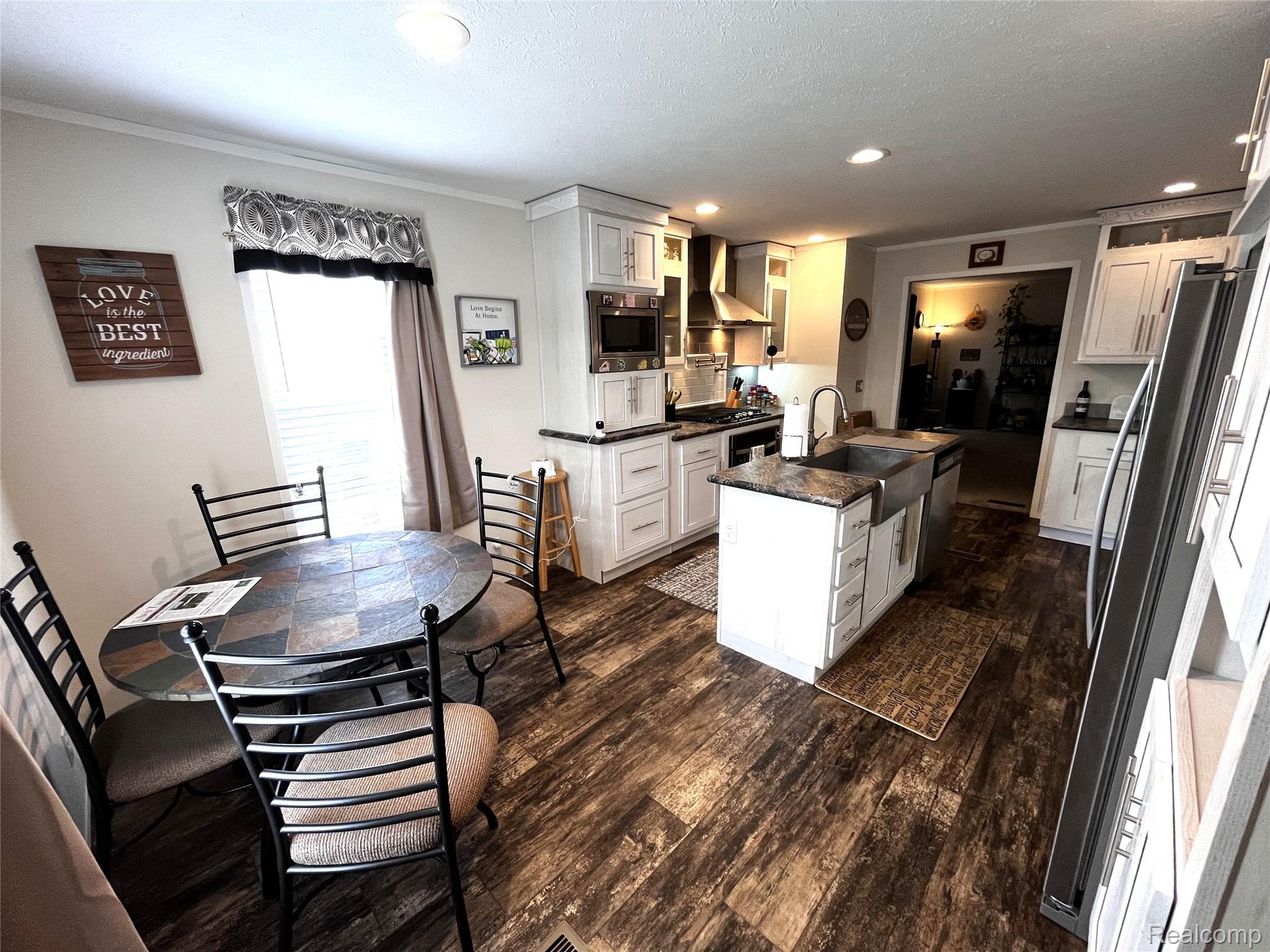 563 Allen #48 Road Property Photo 7