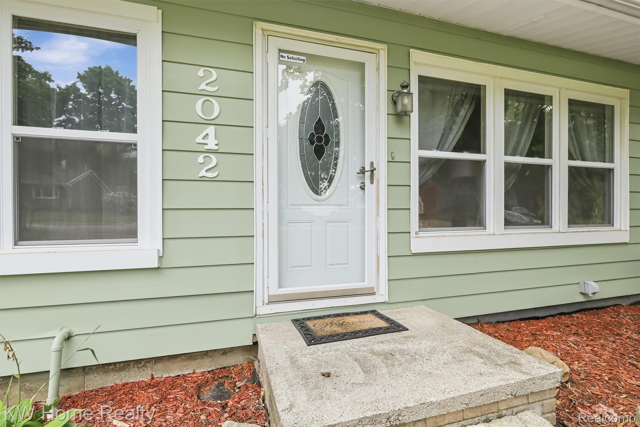 2042 Orland Property Photo 3