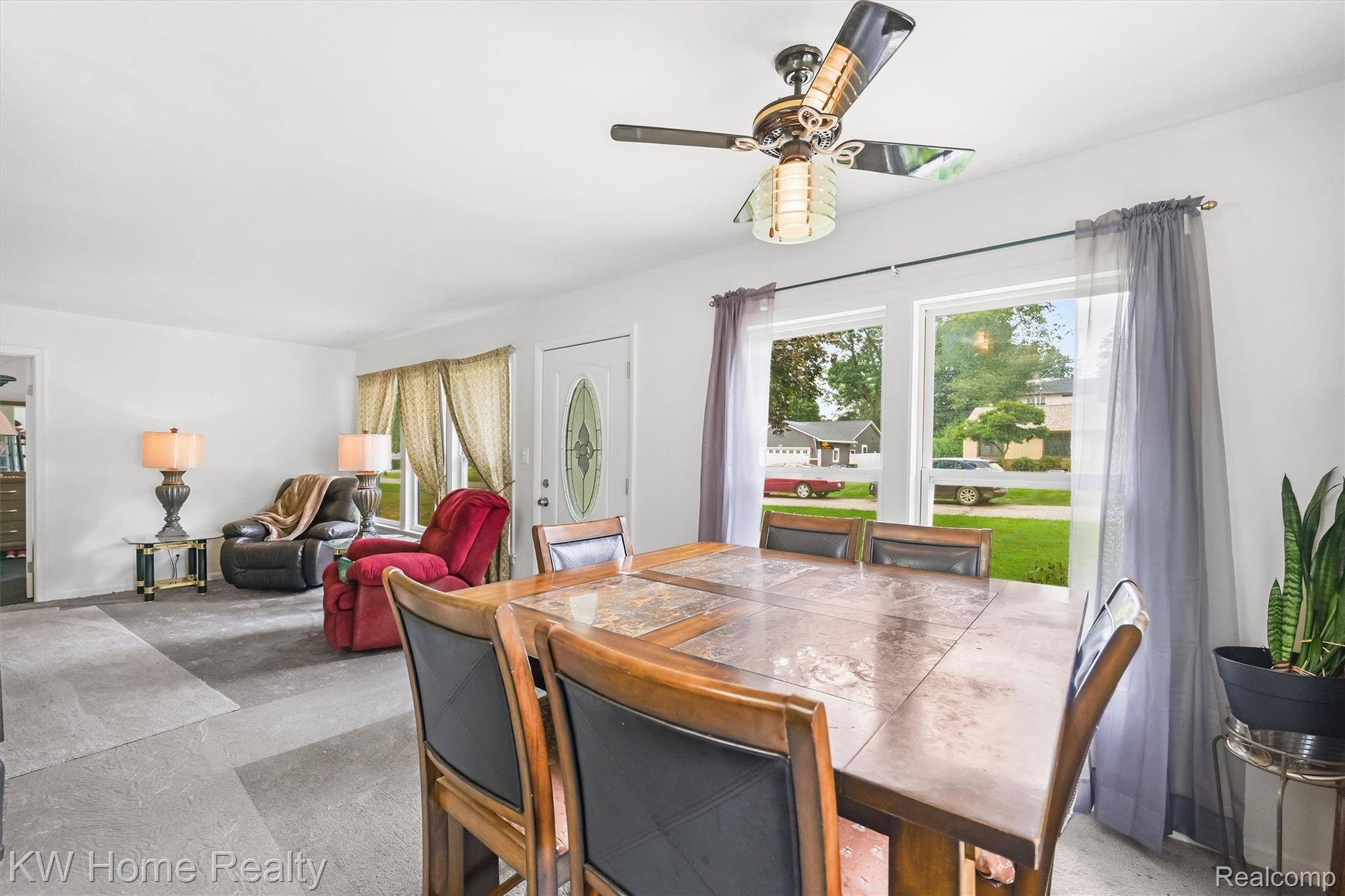 2042 Orland Property Photo 7