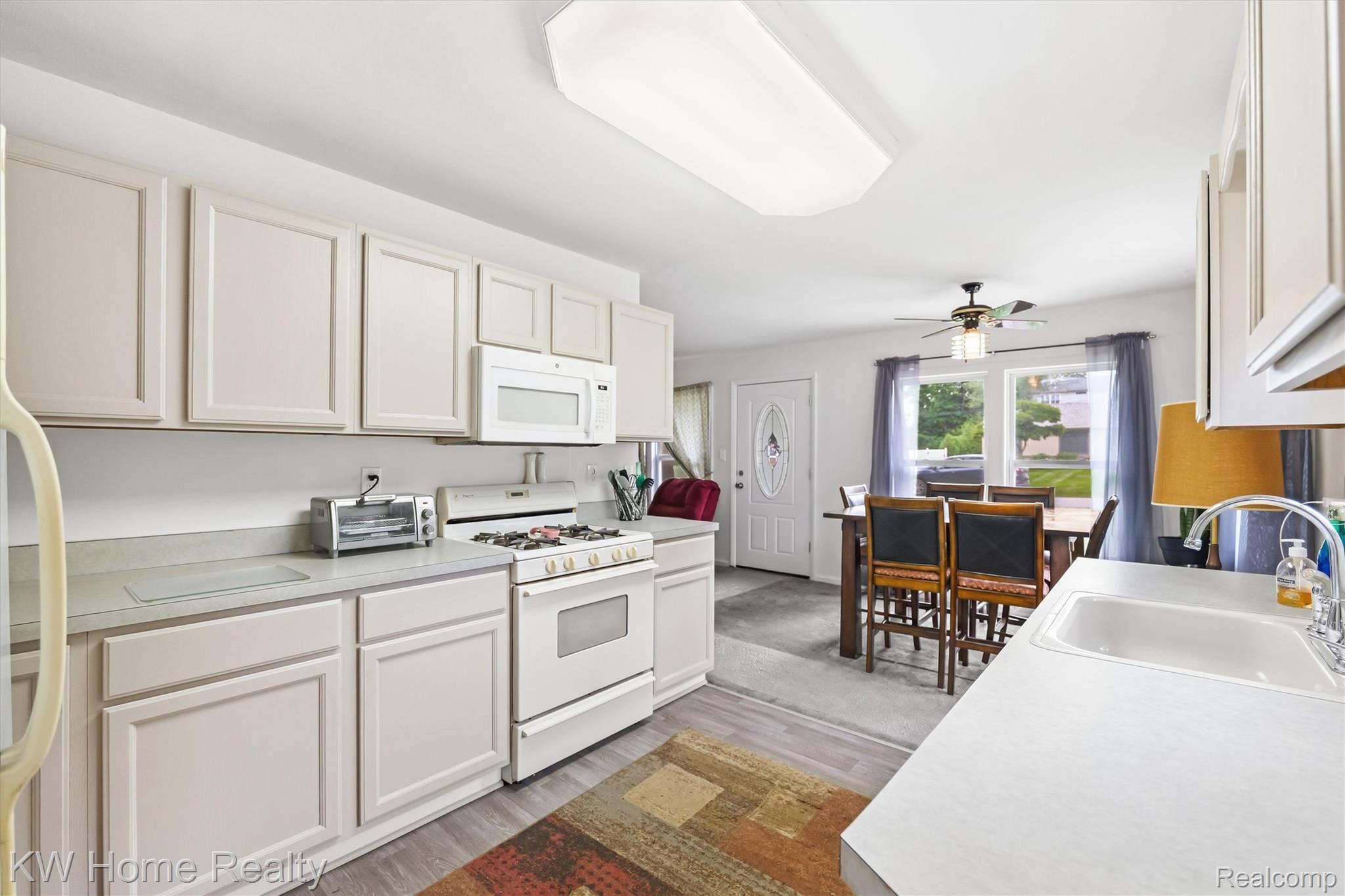 2042 Orland Property Photo 14