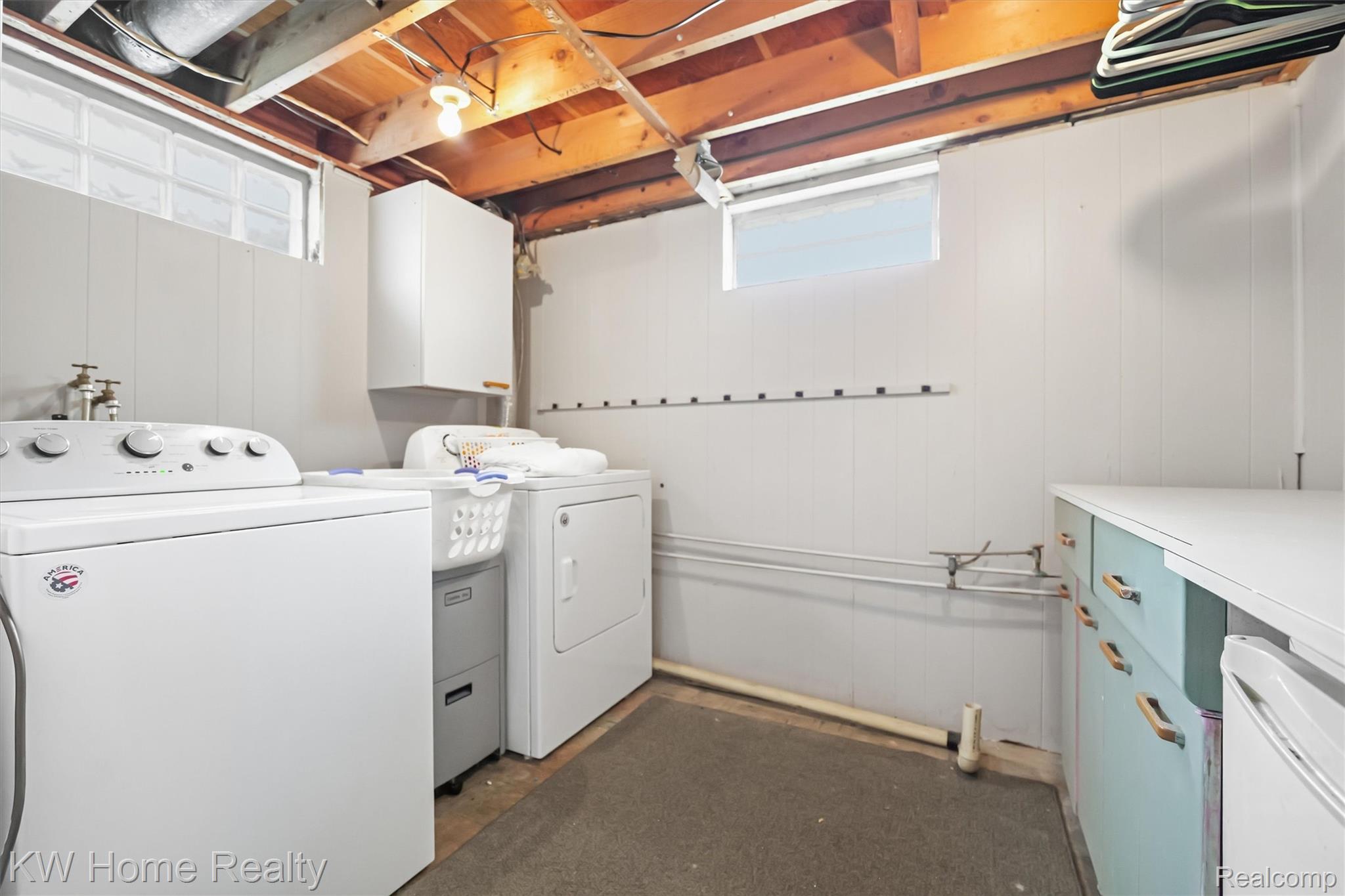 2042 Orland Property Photo 32