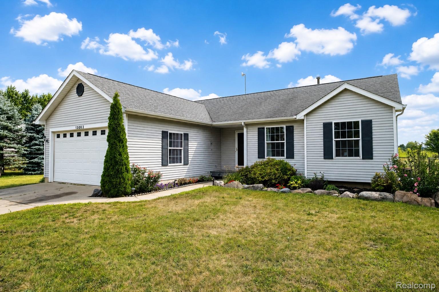 13063 Seymour Road Property Photo 3
