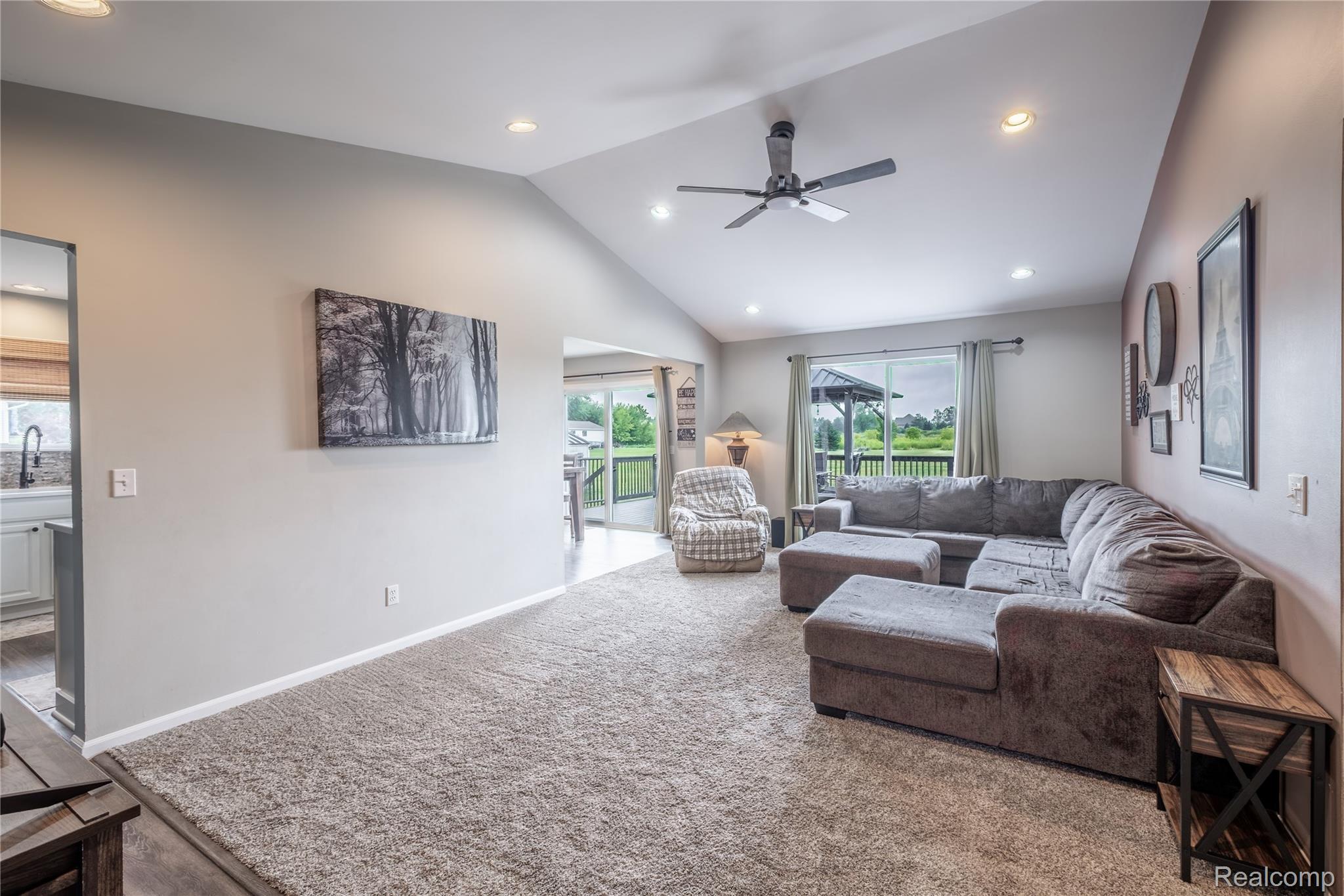 13063 Seymour Road Property Photo 8