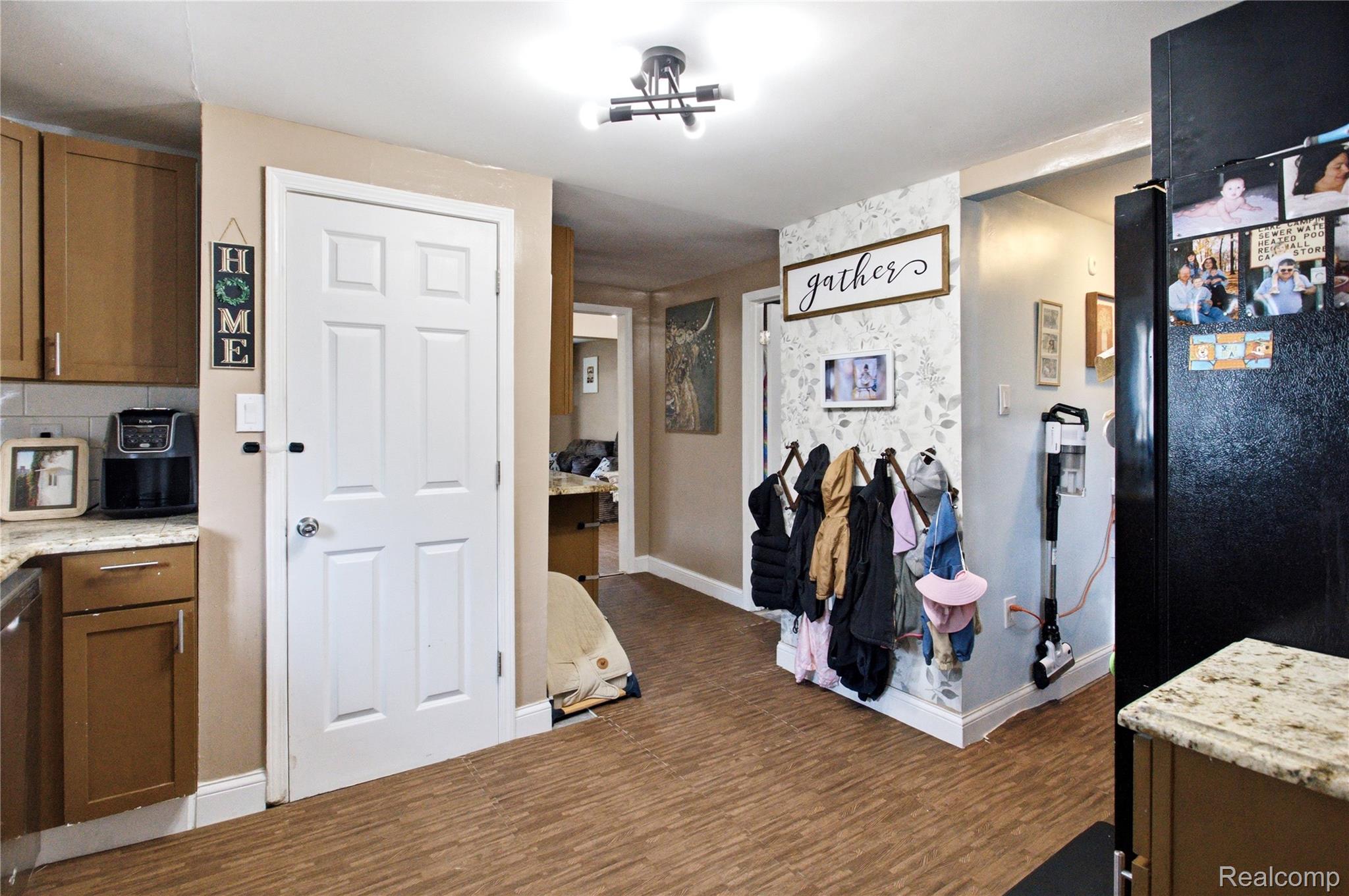 2308 Rheamount Avenue Property Photo 19